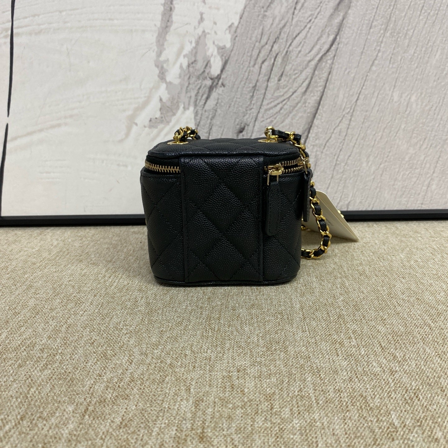 Chanel - Poker Card Series Mini Vanity Case - Grained calfskin leather - Black with Gold-Tone Hardware - (mini)