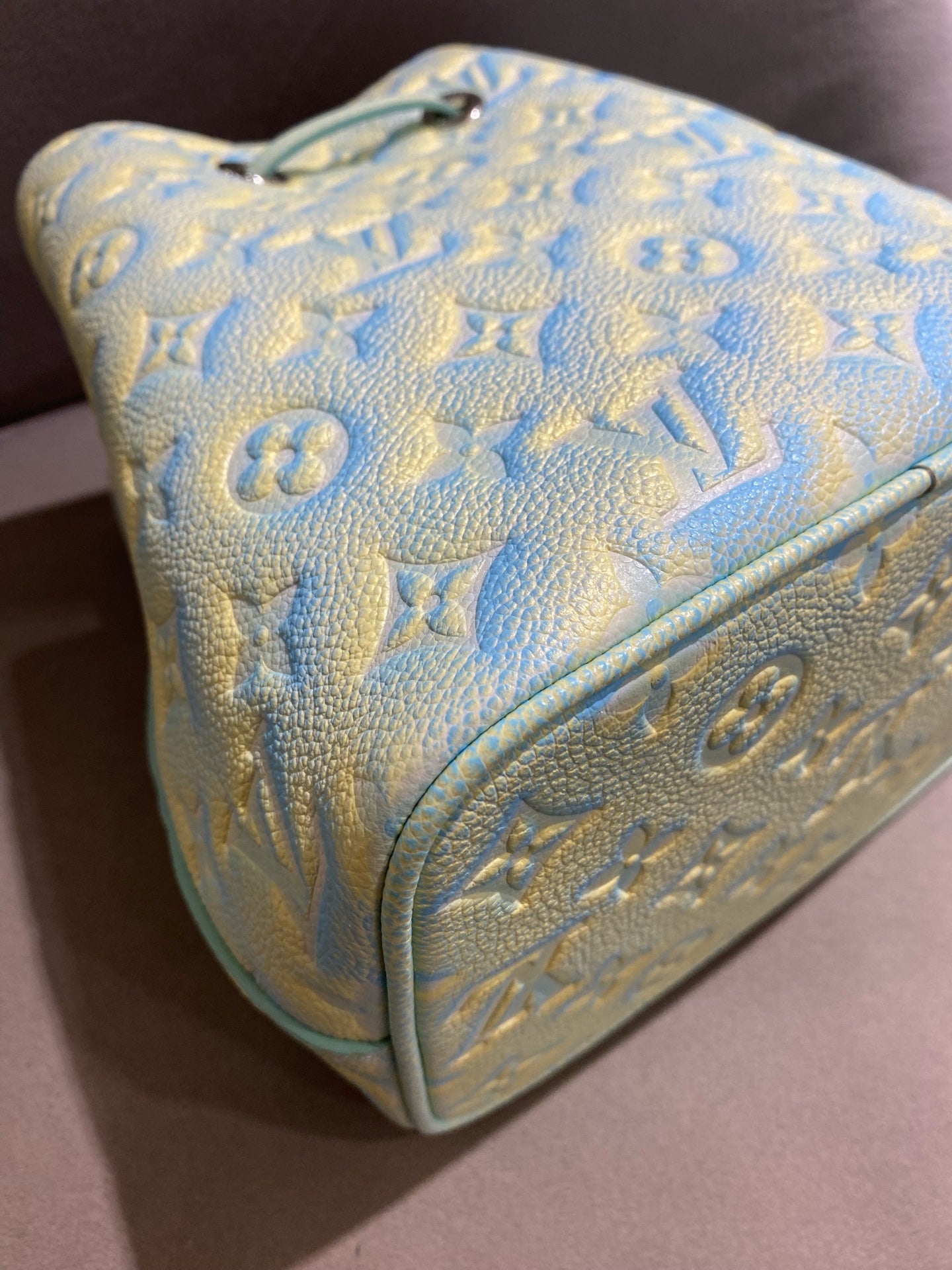Louis Vuitton - Neonoe BB - Leather - Multicolour - (mini)