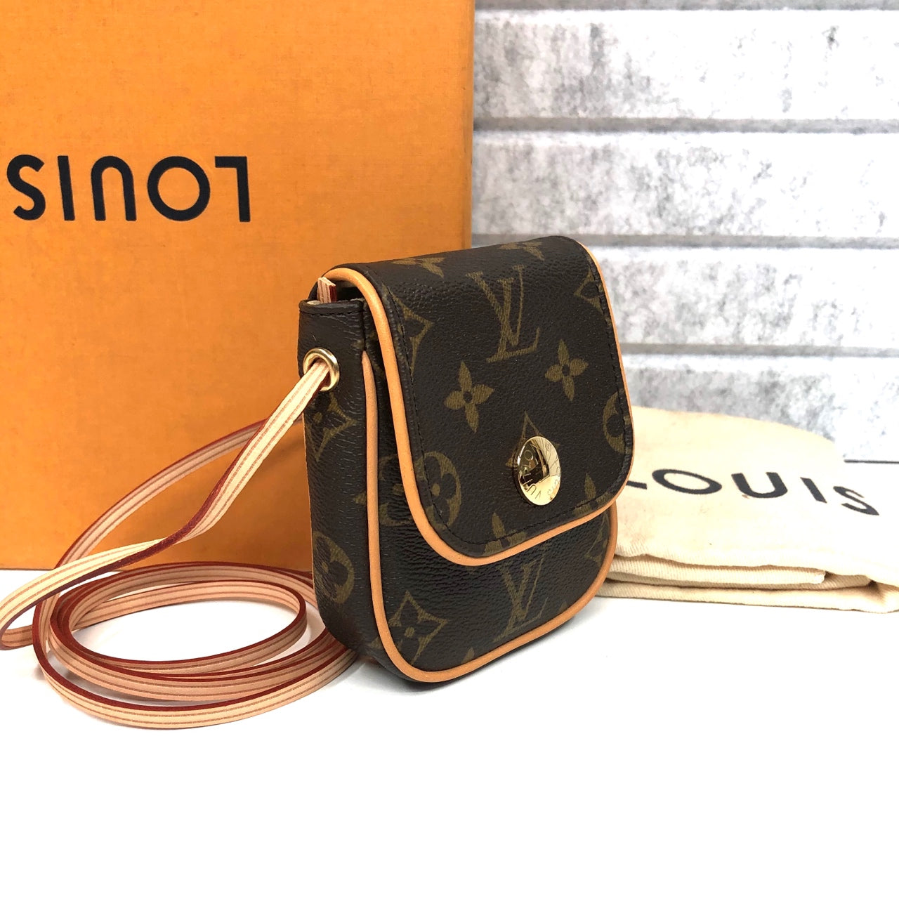 Louis Vuitton - Cancun - Monogram coated canvas with Vachetta leather trim - Brown - (mini)