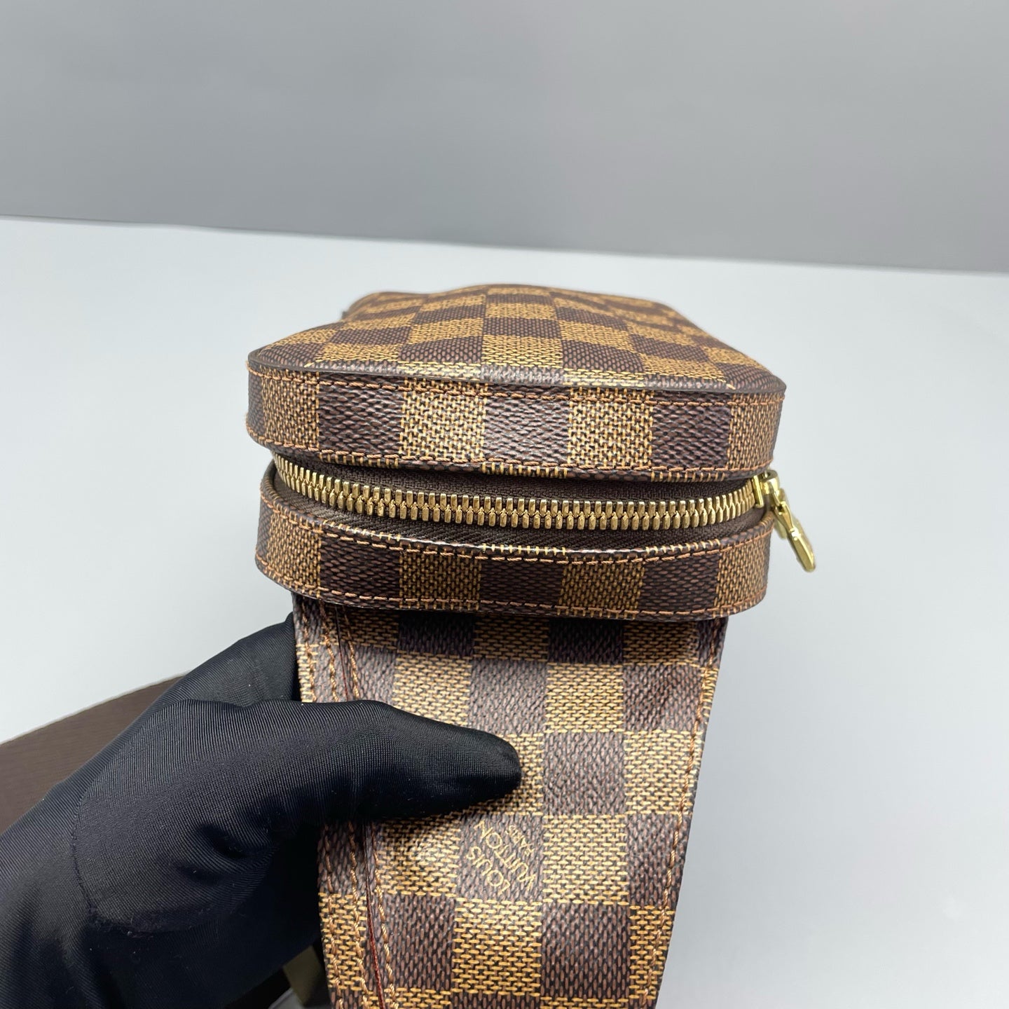 Louis Vuitton - Chest Bag - Damier Ebene coated canvas - Brown - (small)