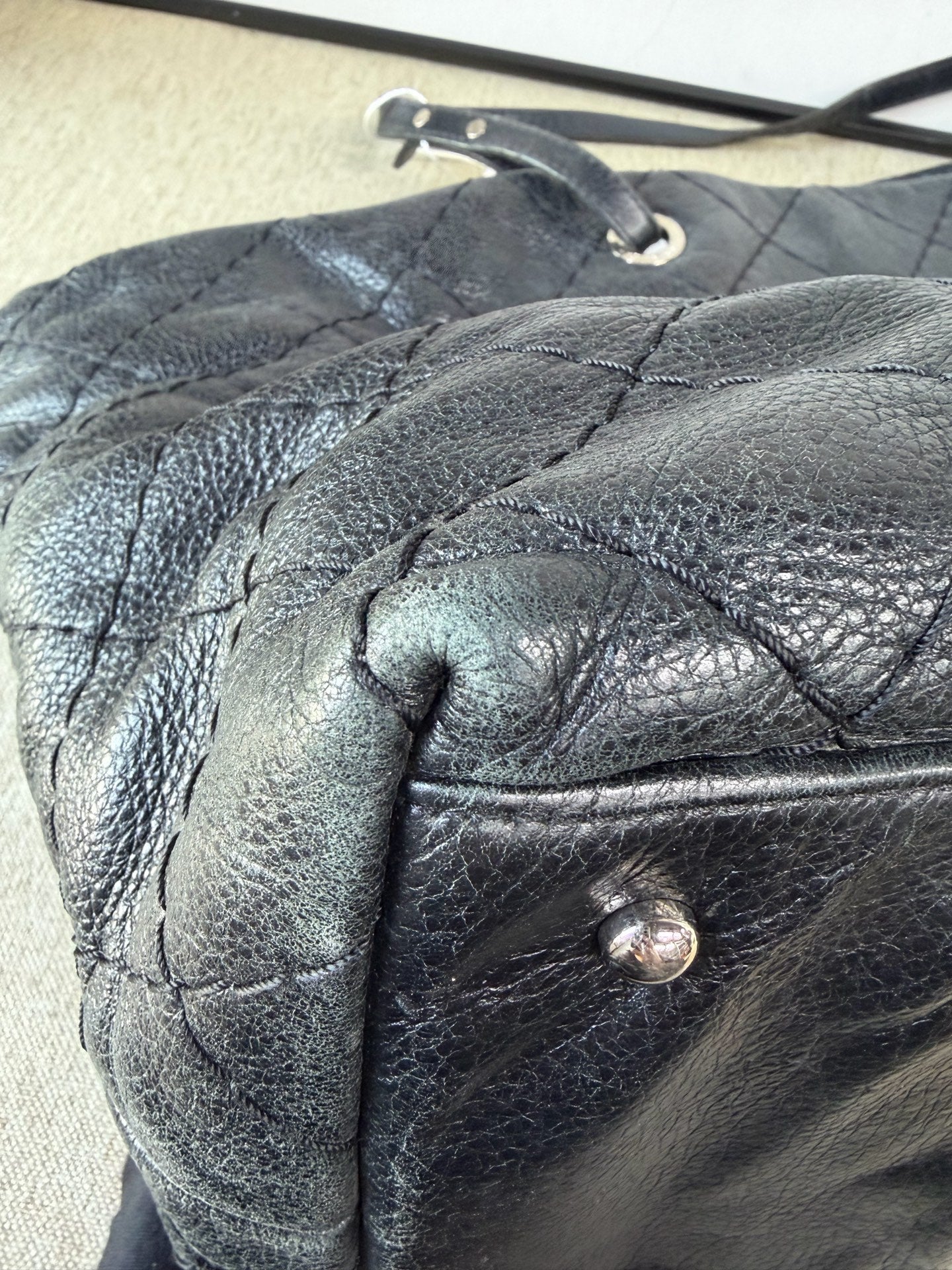 Chanel - Chanel Quilted Tote - Caviar leather - Black - (Large)