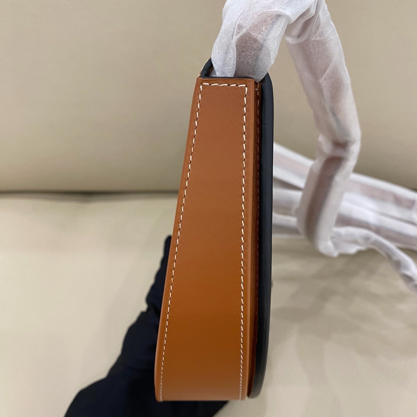 Loewe - Heel Pouch - Cowhide leather - Brown - (mini)