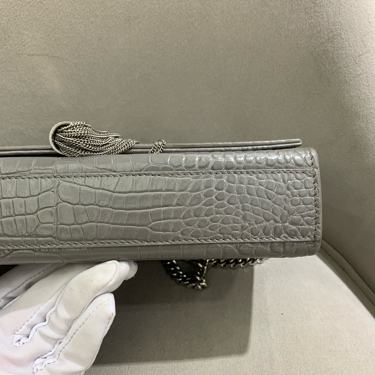 Saint Laurent - Kate Medium Tassel Crossbody Bag - Leather - Grey - (Medium)