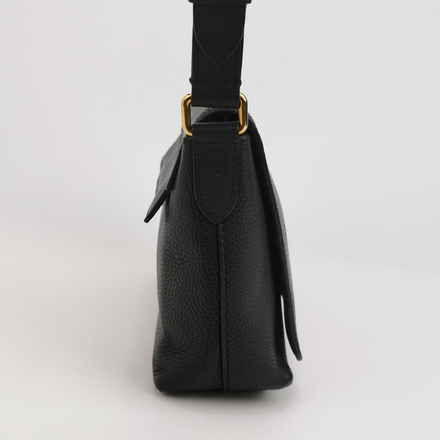 Burberry - Messenger Bag - Leather - Black - (medium)