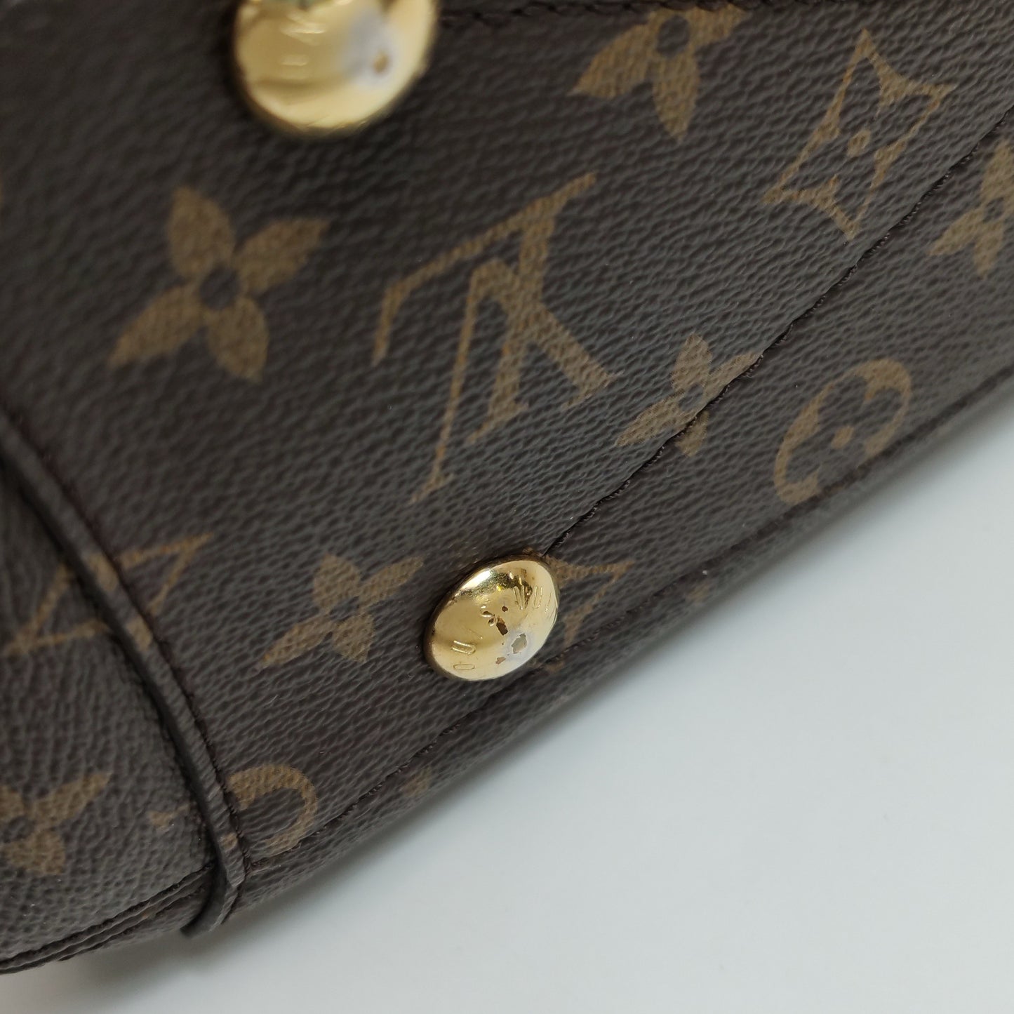 Louis Vuitton - Montaigne BB - Monogram coated canvas, Vachetta leather trim - Brown - (Small)