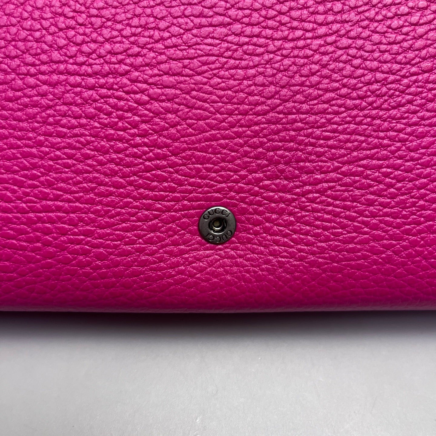 Gucci - Dionysus Wallet on Chain (WOC) with Crystal Buckle - Grained leather - Hot Pink with Aged Silver-Tone Hardware - (mini)