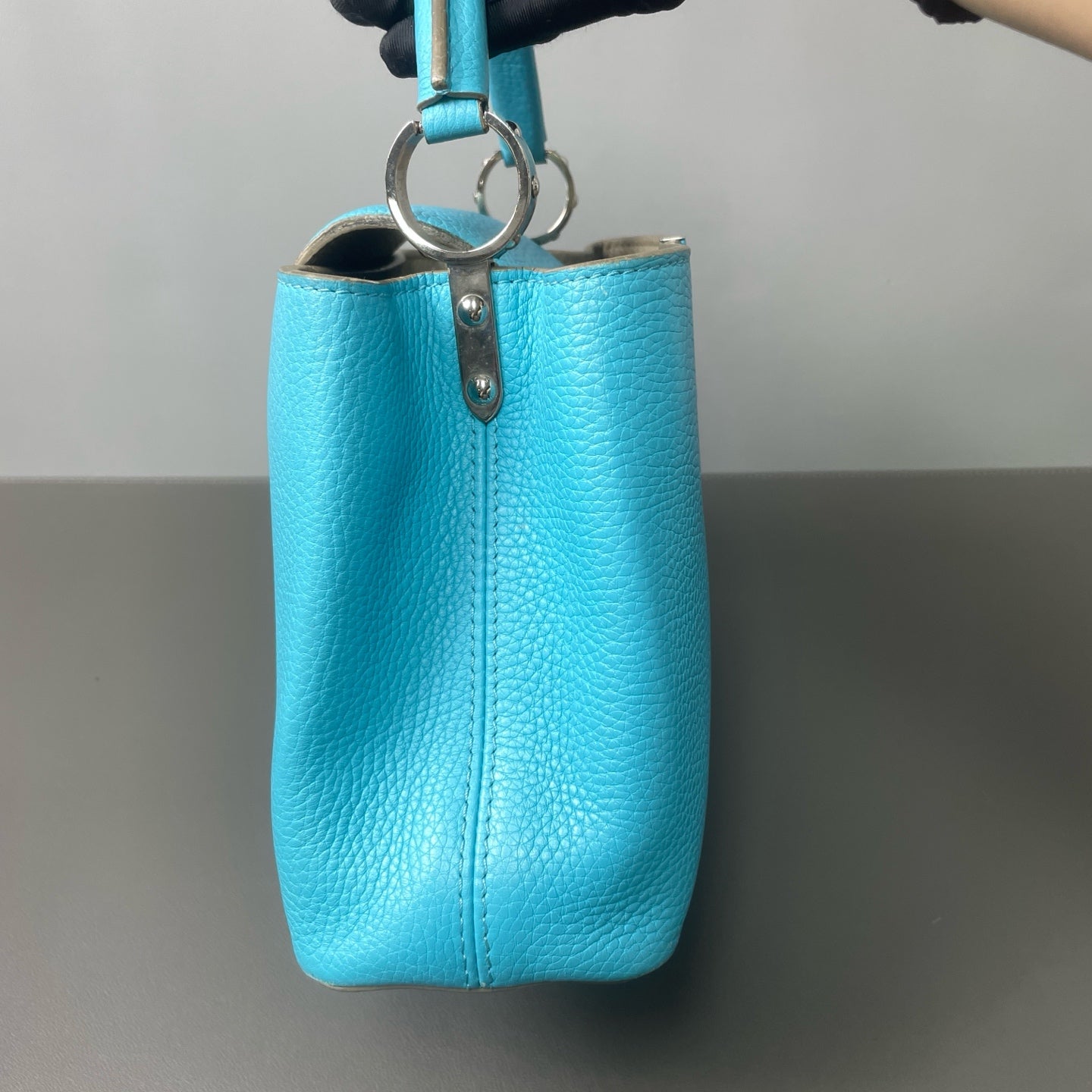 Louis Vuitton - Capucines - Grained leather - Blue - (small)