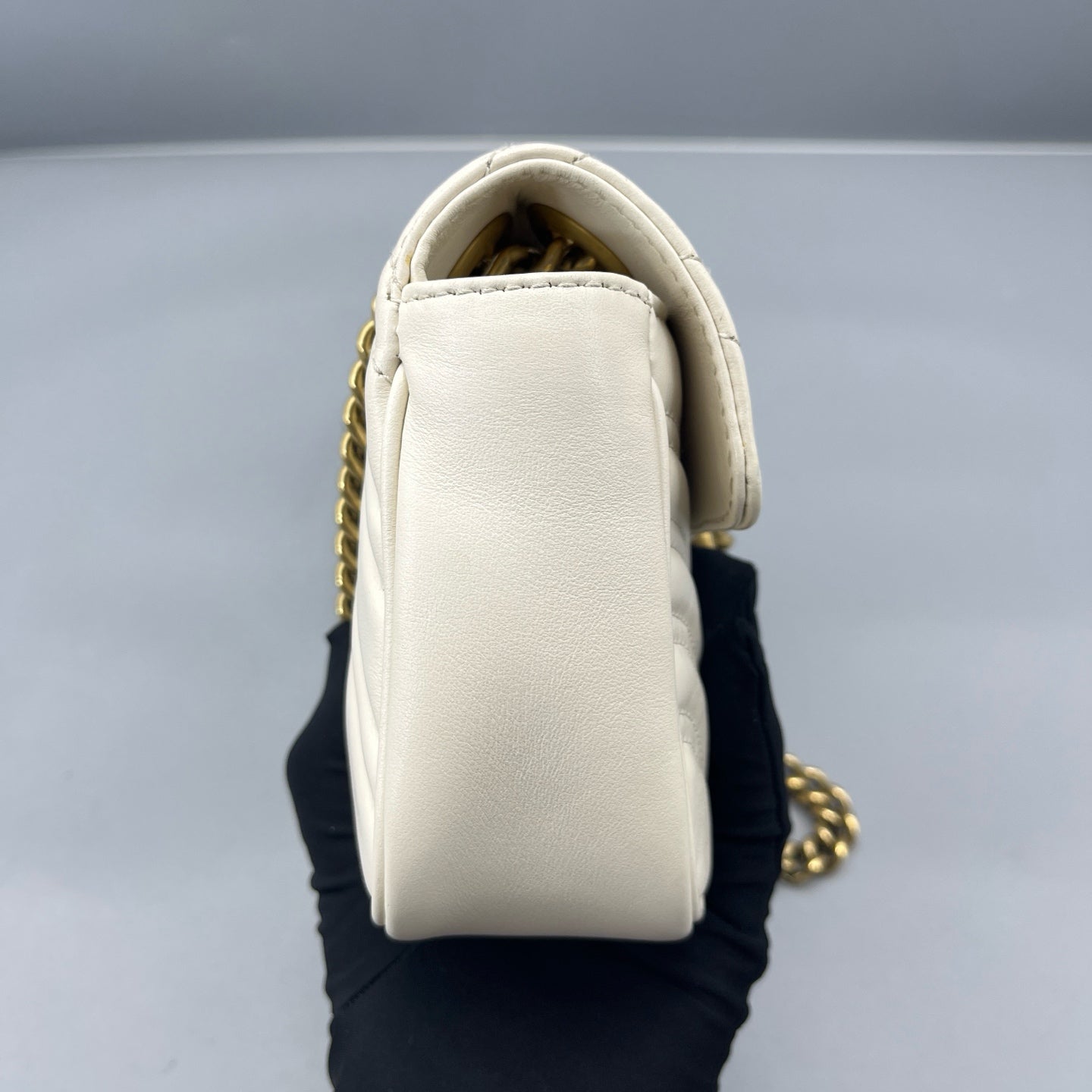 Gucci - GG Marmont Matelassé Mini - Leather - Off-white with Gold-Tone Hardware - (mini)