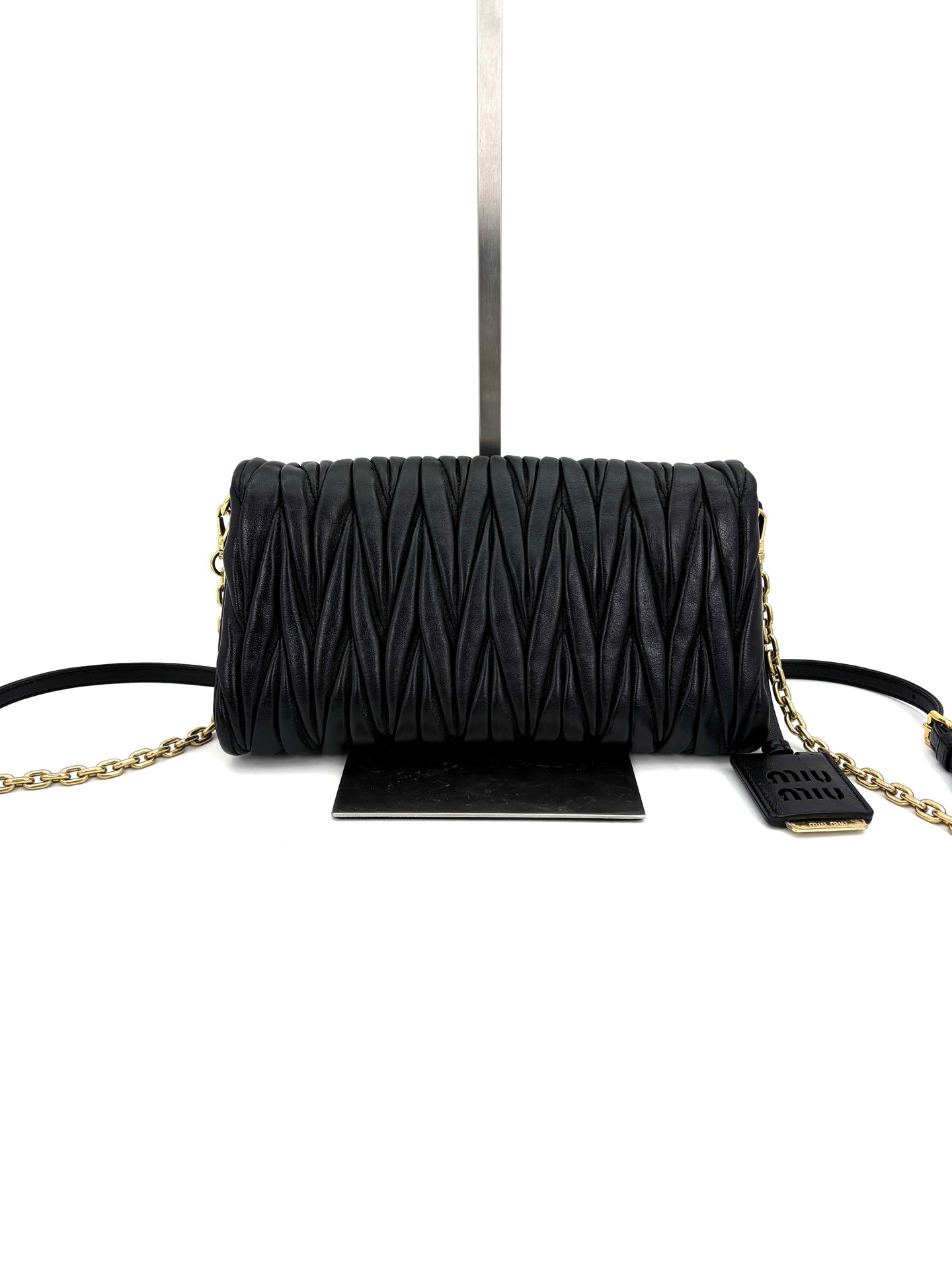 Miu Miu - Matelassé Flap Crossbody Bag - Leather - Black - (mini)