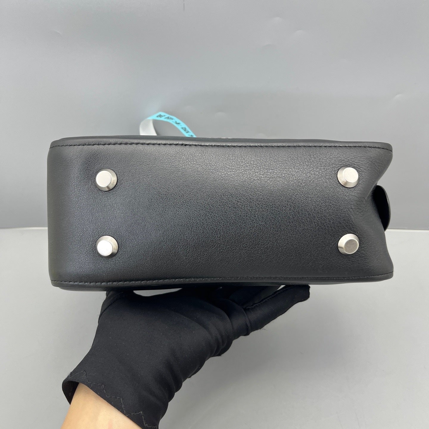 Balenciaga - Triangle Bag - Leather - Black - (medium)