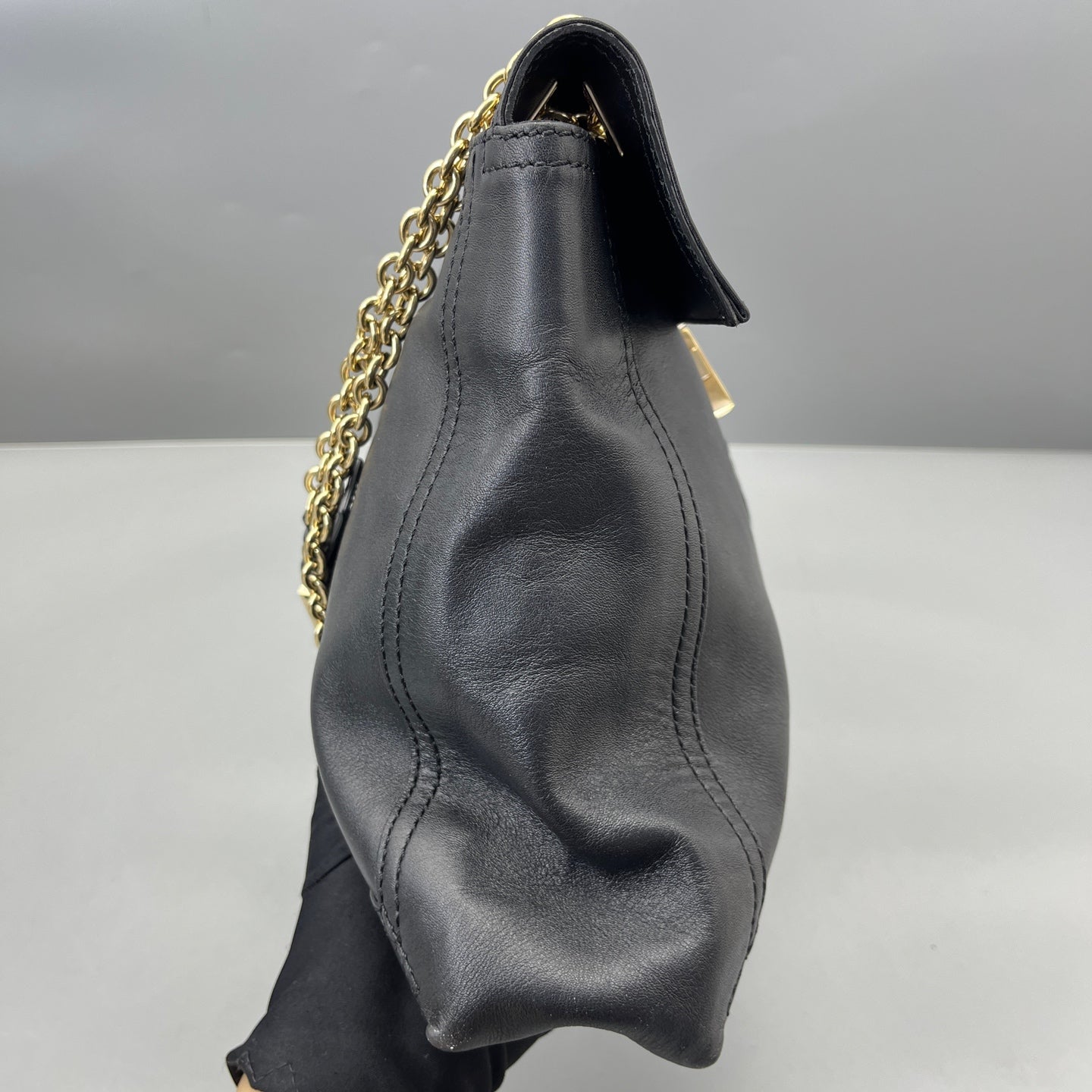 Fendi - Baguette Chain Bag - Leather - Black - (Large)