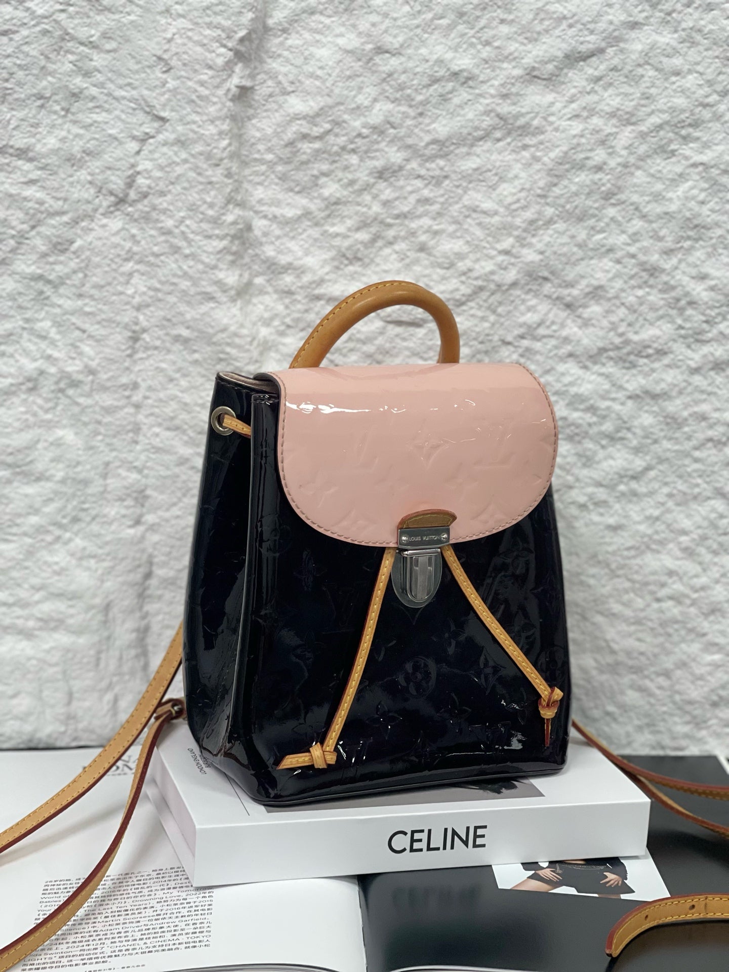 Louis Vuitton - Hot Springs Backpack - Patent leather - Black and Pink - (mini)
