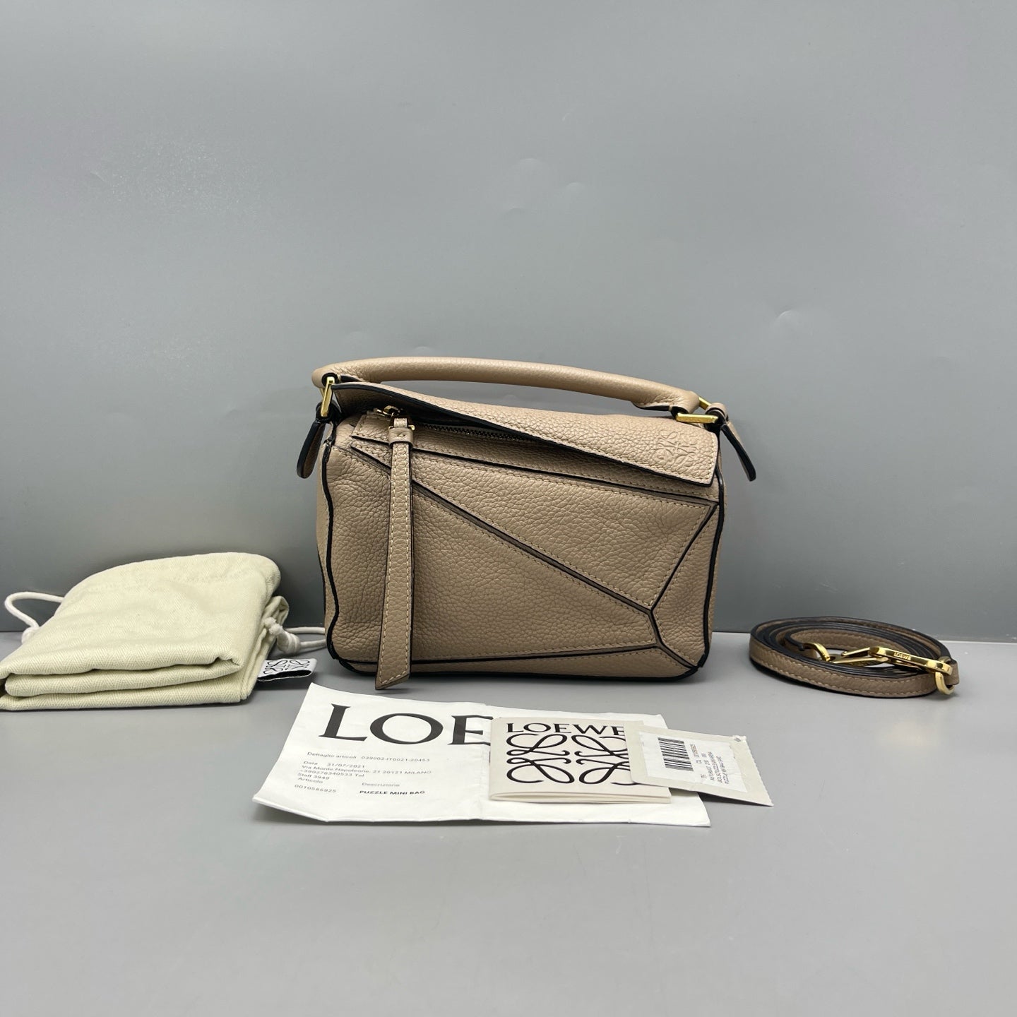 LOEWE - Puzzle Mini Bag - Grained calfskin leather - Beige - (mini)
