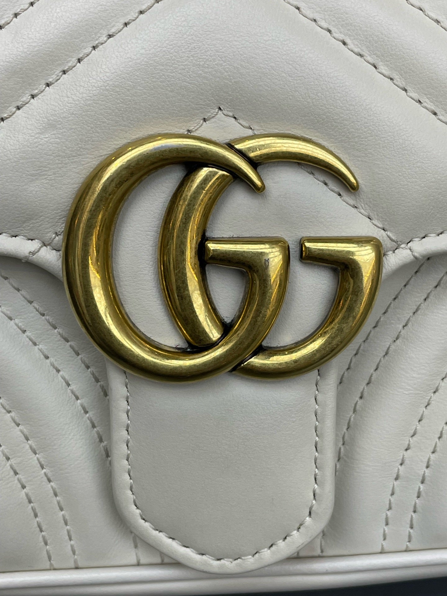 Gucci - GG Marmont Mini Matelassé Shoulder Bag - Leather - White - (small)