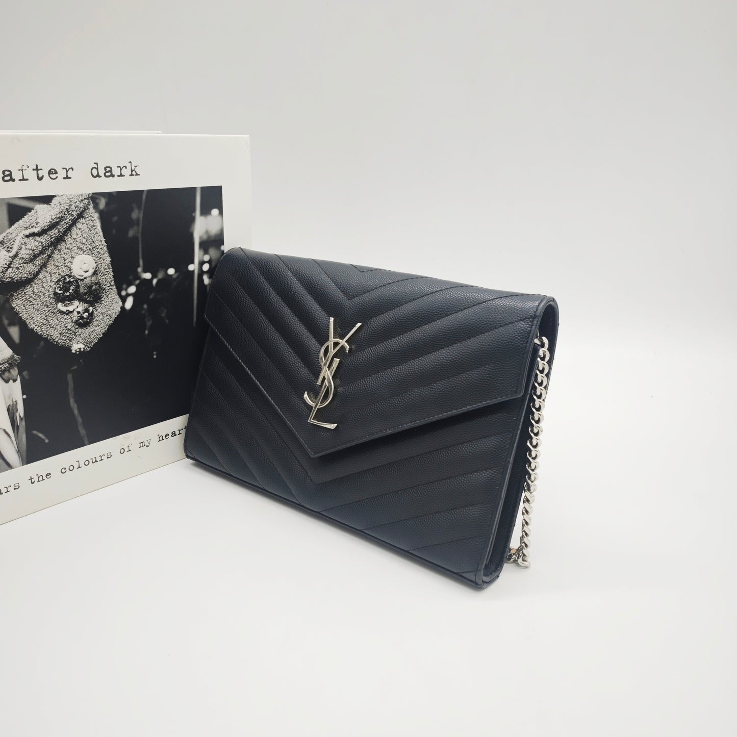 Saint Laurent - Monogram Envelope Chain Wallet - Grained calfskin leather - Black - (Mini)