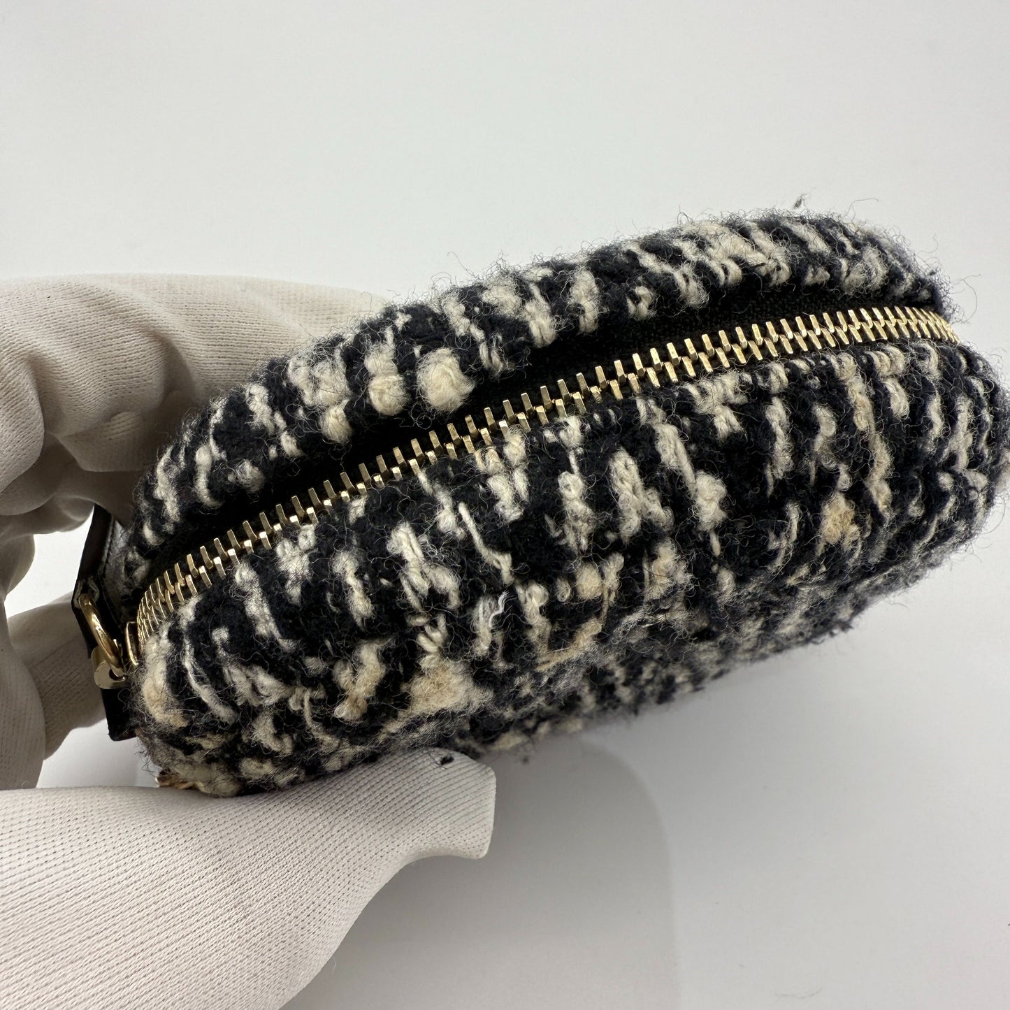 Chanel - Gemini Belt Bag - Lambskin leather and Tweed - Black and White - (Mini)