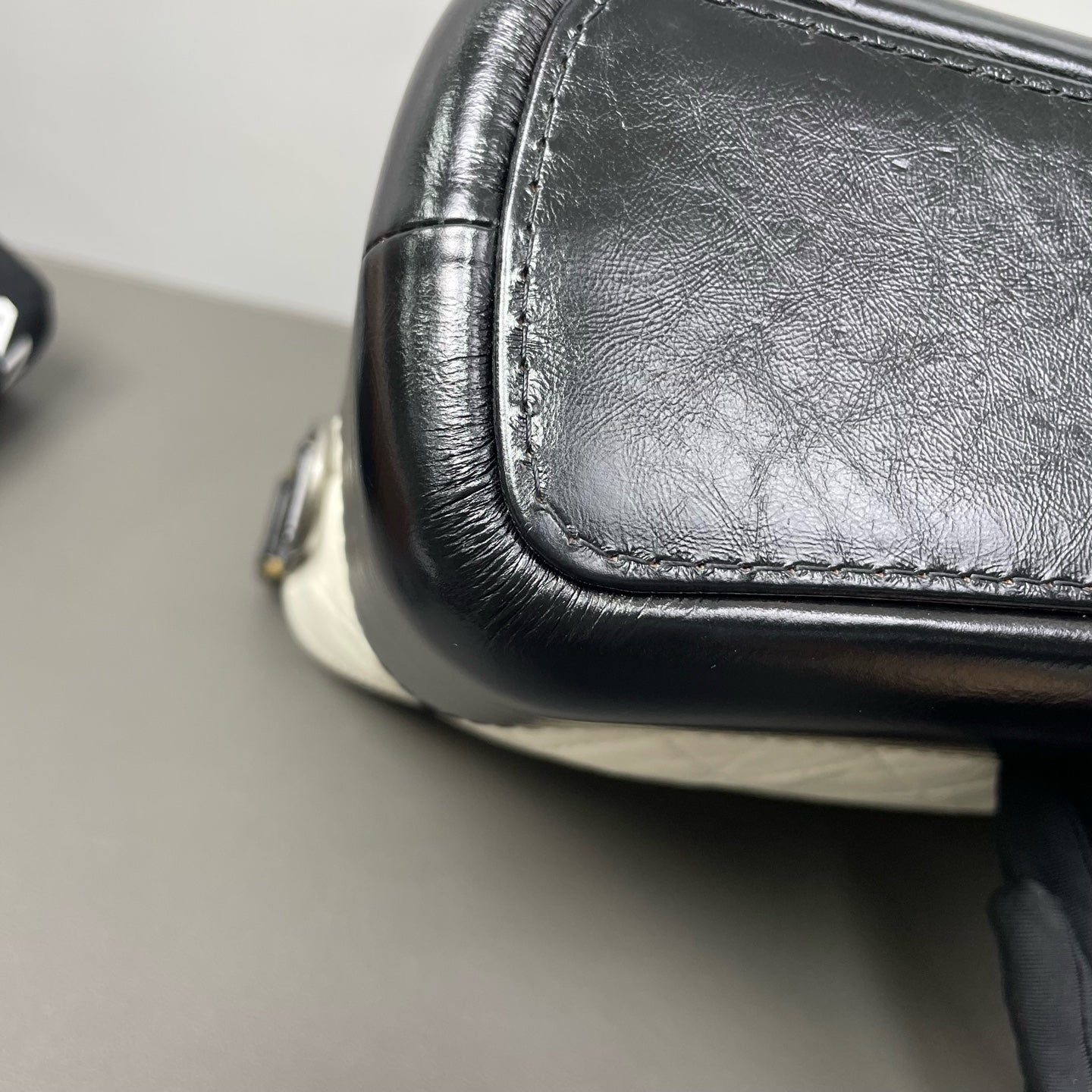 Chanel - Gabrielle Hobo Bag - Aged calfskin and patent leather - Black and White - (Medium)
