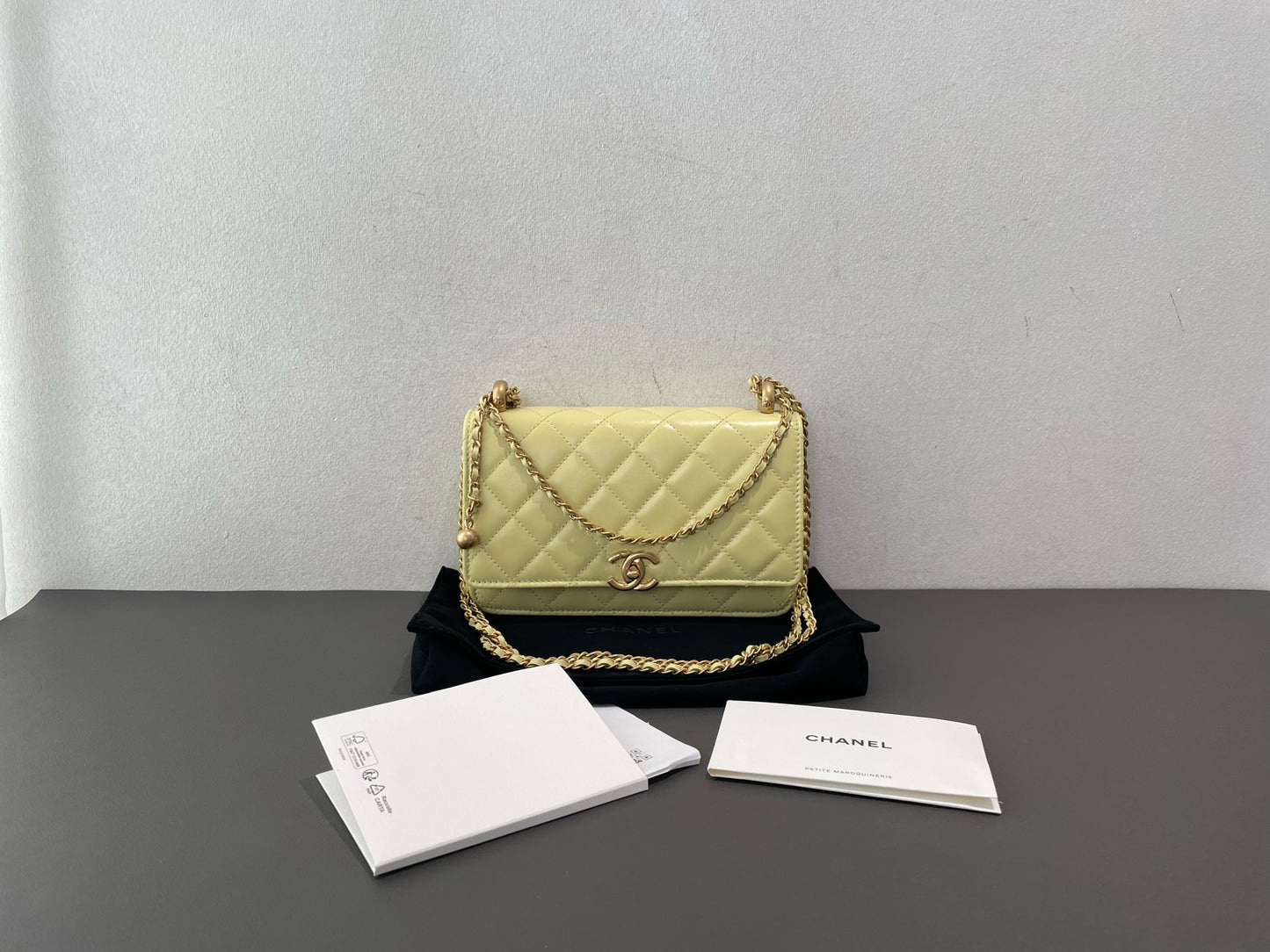 Chanel - WOC Double Gold Bead - Lambskin leather - Yellow - (mini)