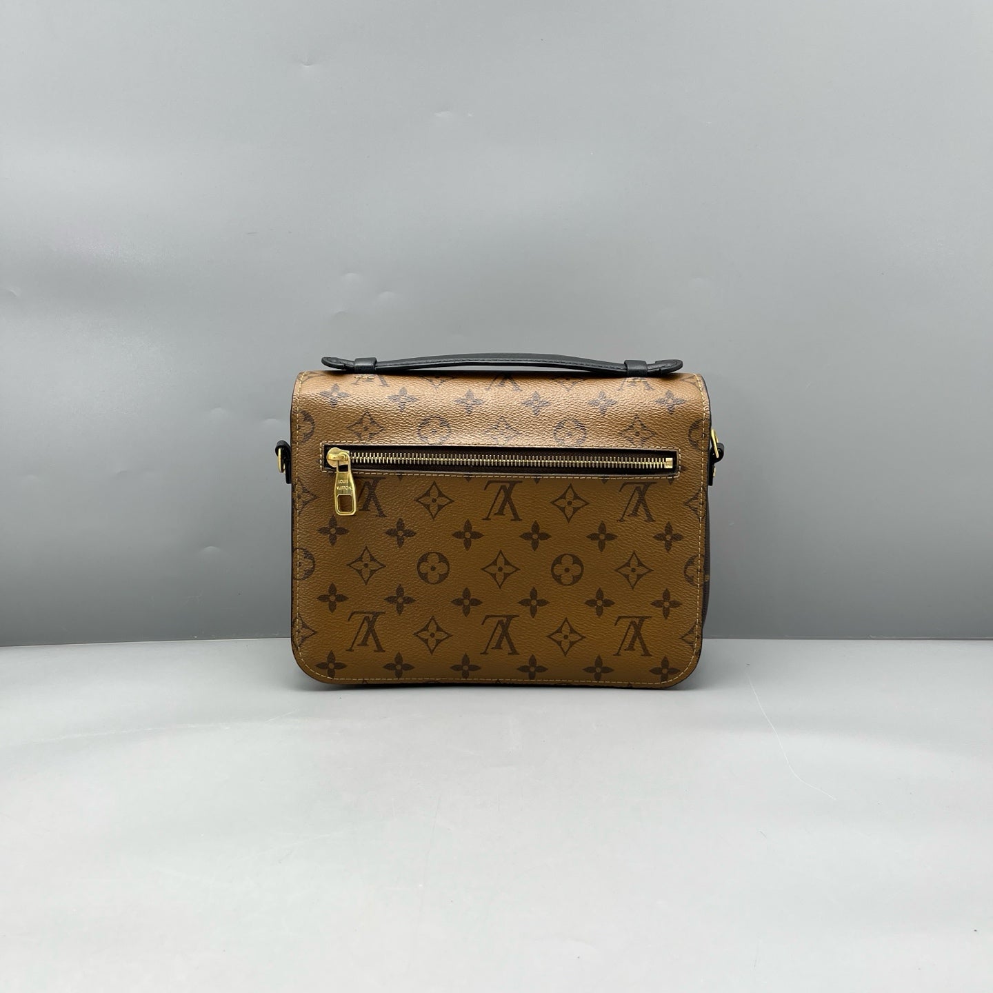 Louis Vuitton - Pochette Métis Reverse Monogram - Coated canvas - Brown - (Medium)