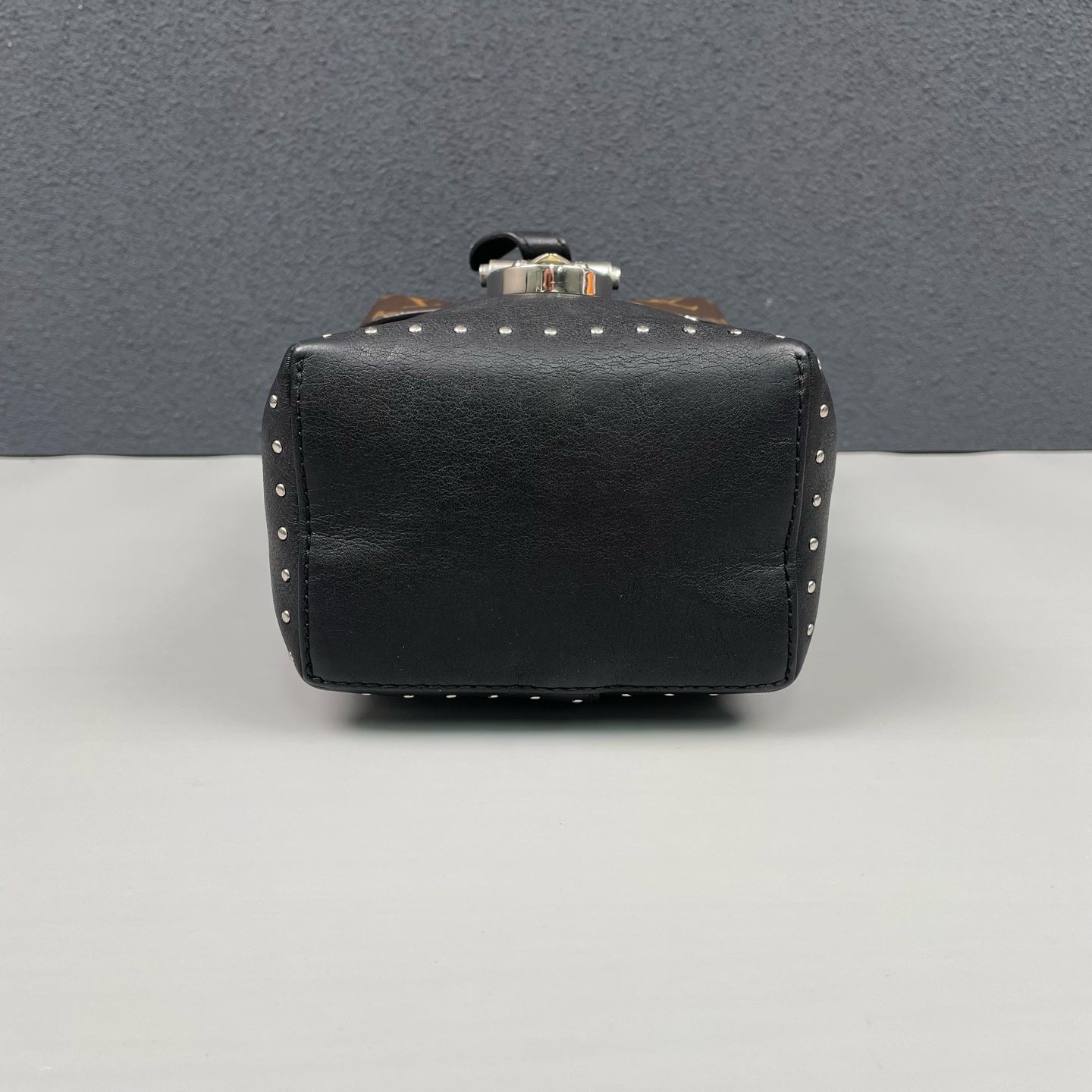 Louis Vuitton - Camera Box Bag - Monogram coated canvas and grained leather - Brown and Black with Silver-Tone Hardware - (mini)