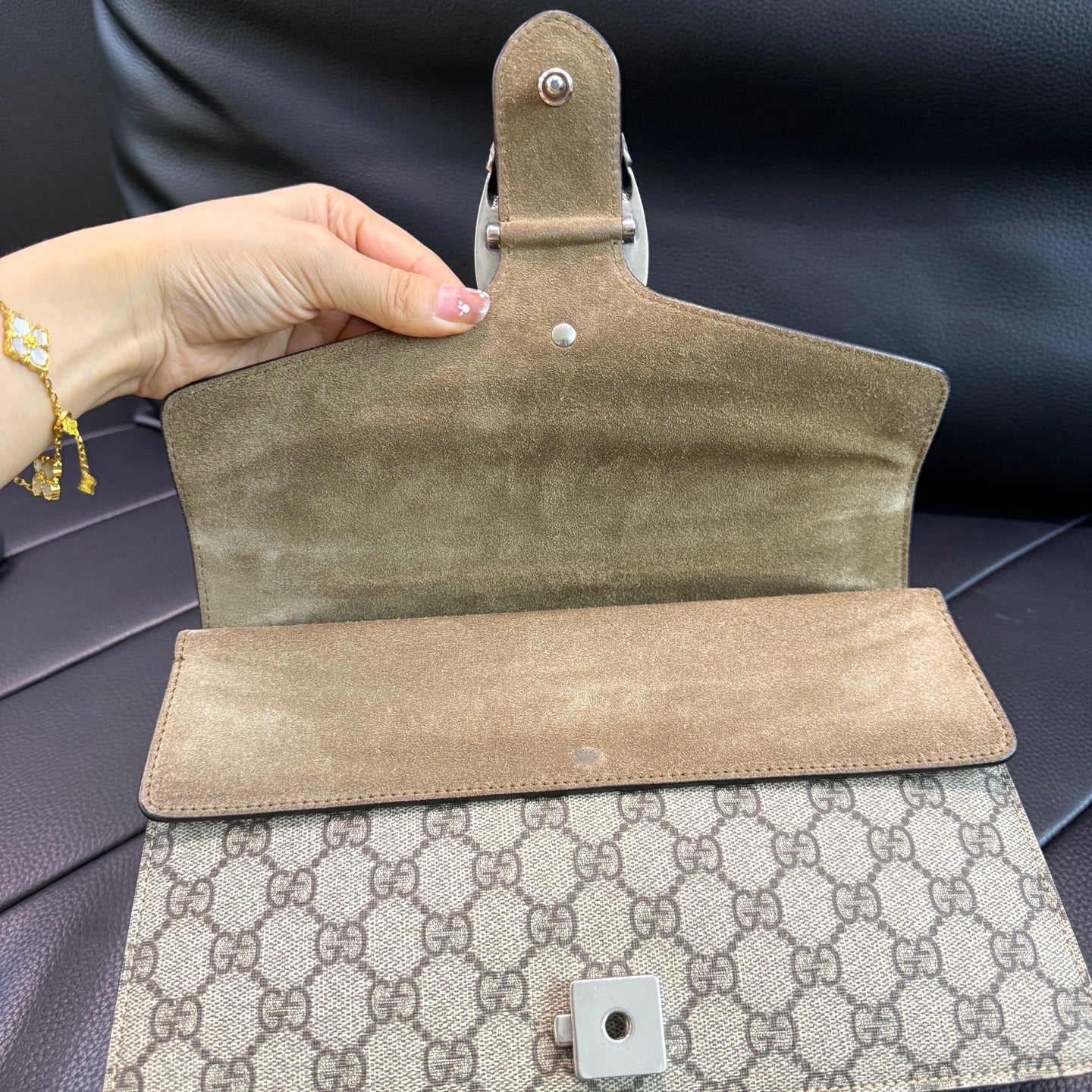 Gucci - Dionysus Medium - GG Supreme canvas with suede trim - Multicolour (Beige/Brown with Green Suede) - (medium)