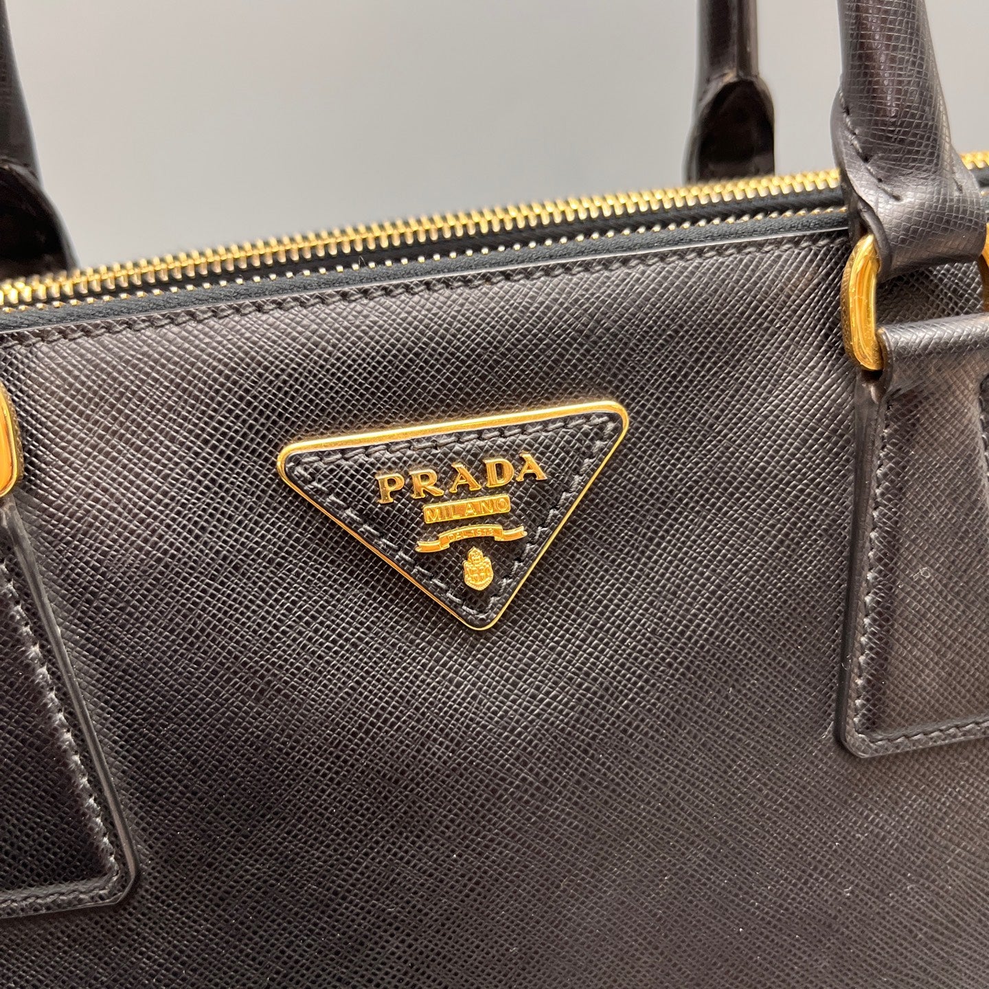 Prada - Galleria Saffiano Double Zip Tote - Saffiano leather - Black - (Medium)