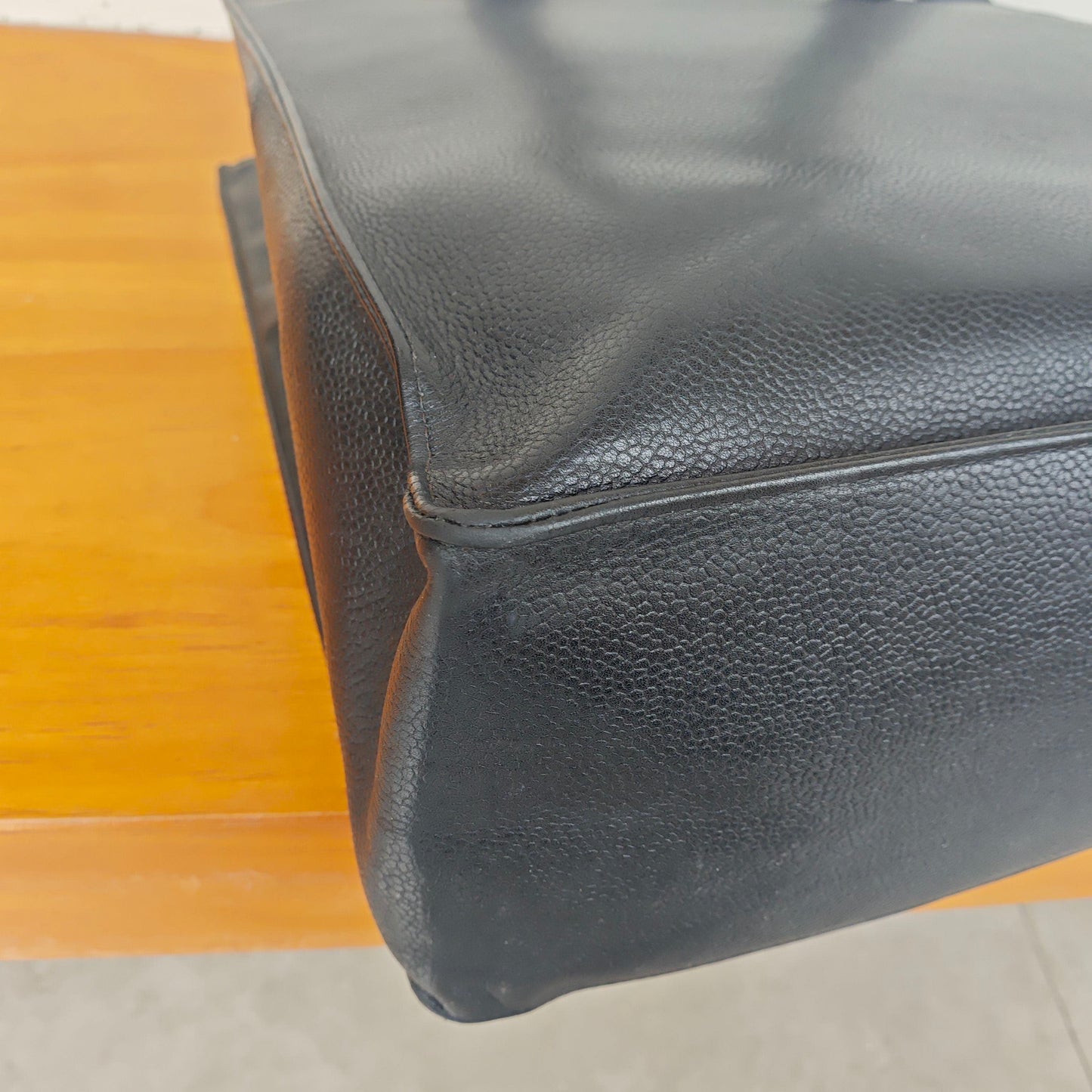 Chanel - Vintage Grained Leather Tote - Leather - Black - (Large)