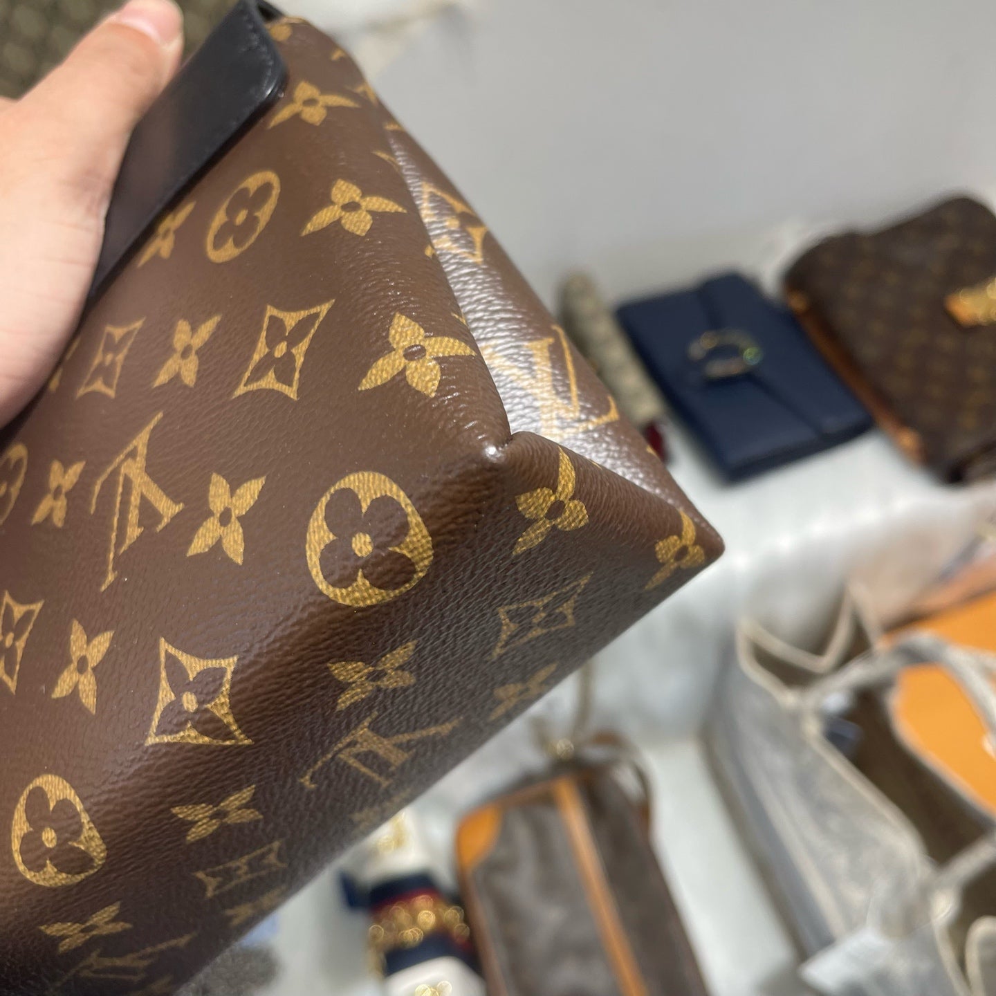 Louis Vuitton - Pallas Compact Top Handle Bag - Monogram canvas with grained leather trim - Monogram Brown with Black Trim - (Mini)