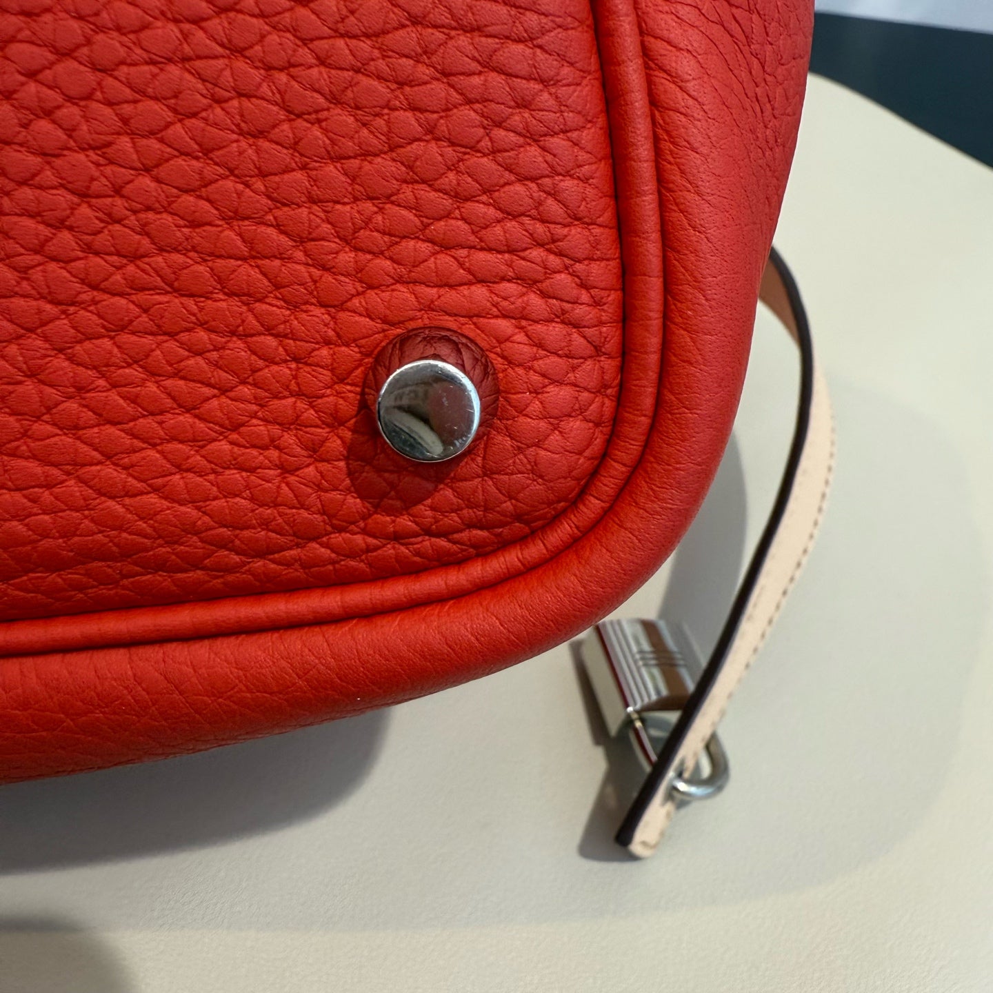 Hermès - Picotin Lock 18 - Leather - Red with Beige contrast - (mini)