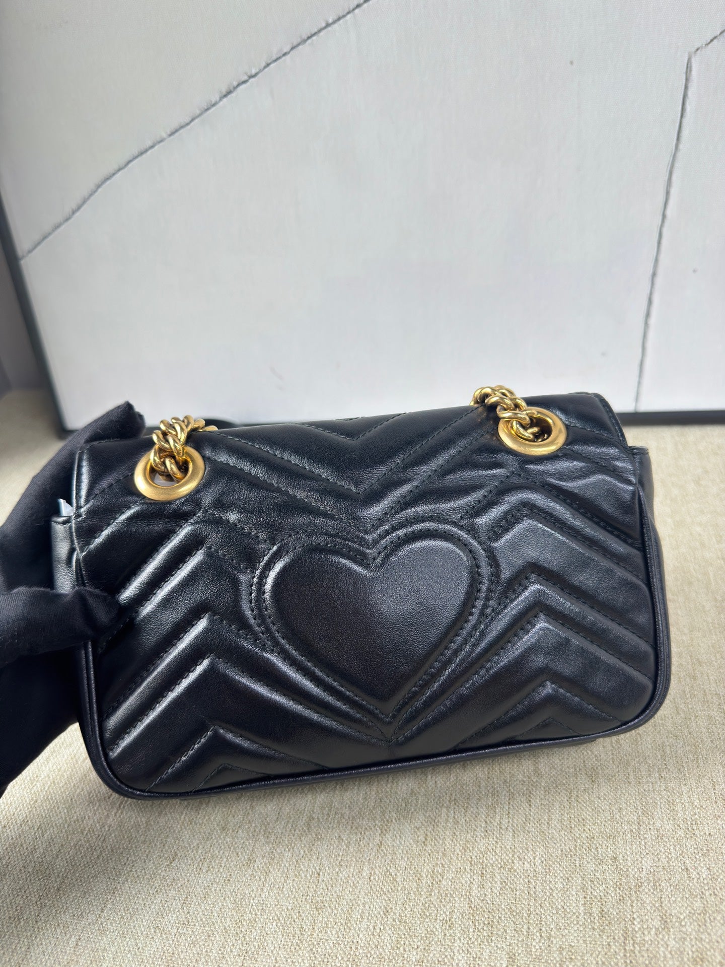 Gucci - GG Marmont Matelassé Mini Bag - Leather - Black with Gold-Tone Hardware - (mini)