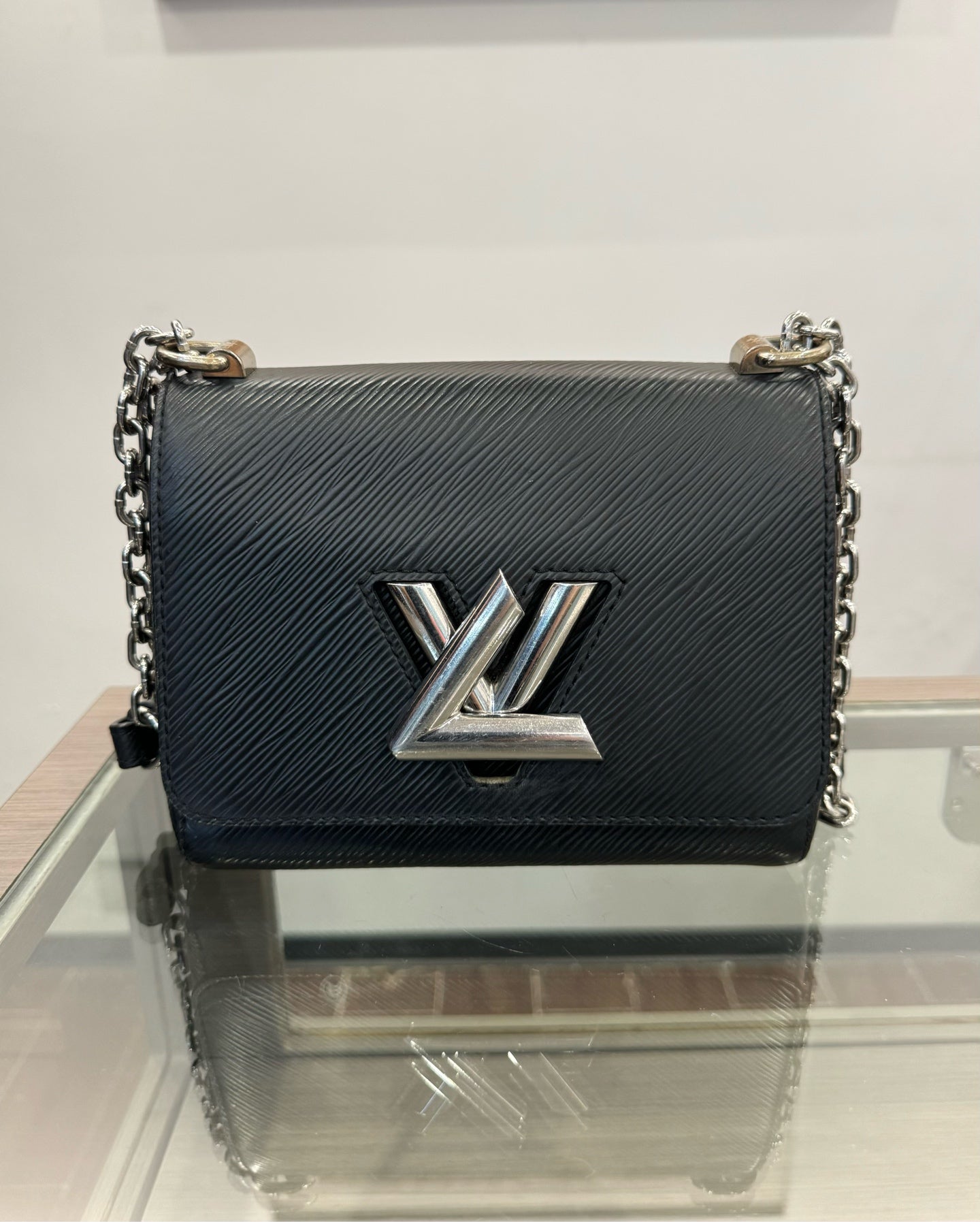 Louis Vuitton - Twist Small - Epi leather - Black - (small)