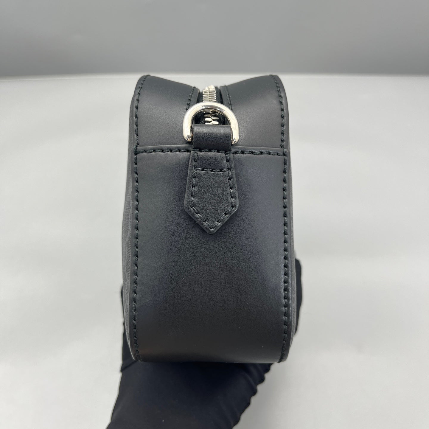 Gucci - GG Supreme Camera Bag - Synthetic - Black - (small)