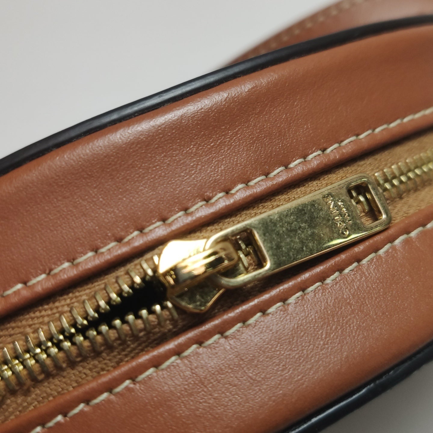 Celine - Triomphe Embossed Oval Bag - Cowhide leather - Brown - (mini)