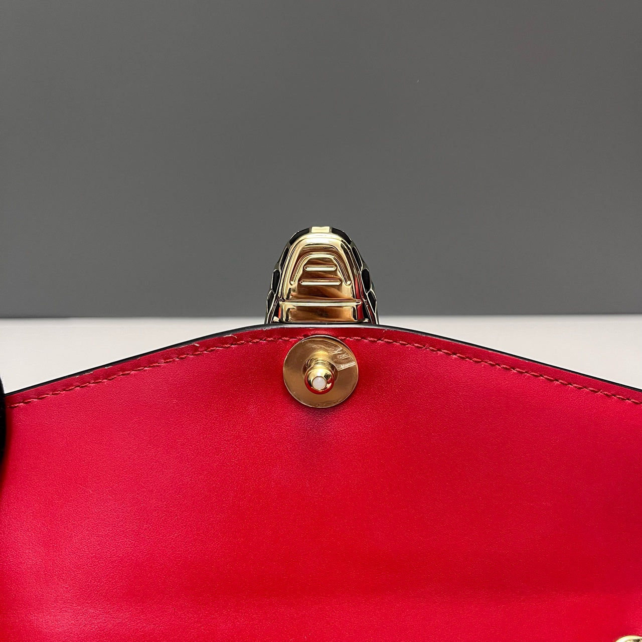 Bvlgari - Serpenti Forever Flap Cover Bag - Cowhide leather - Red - (Small)