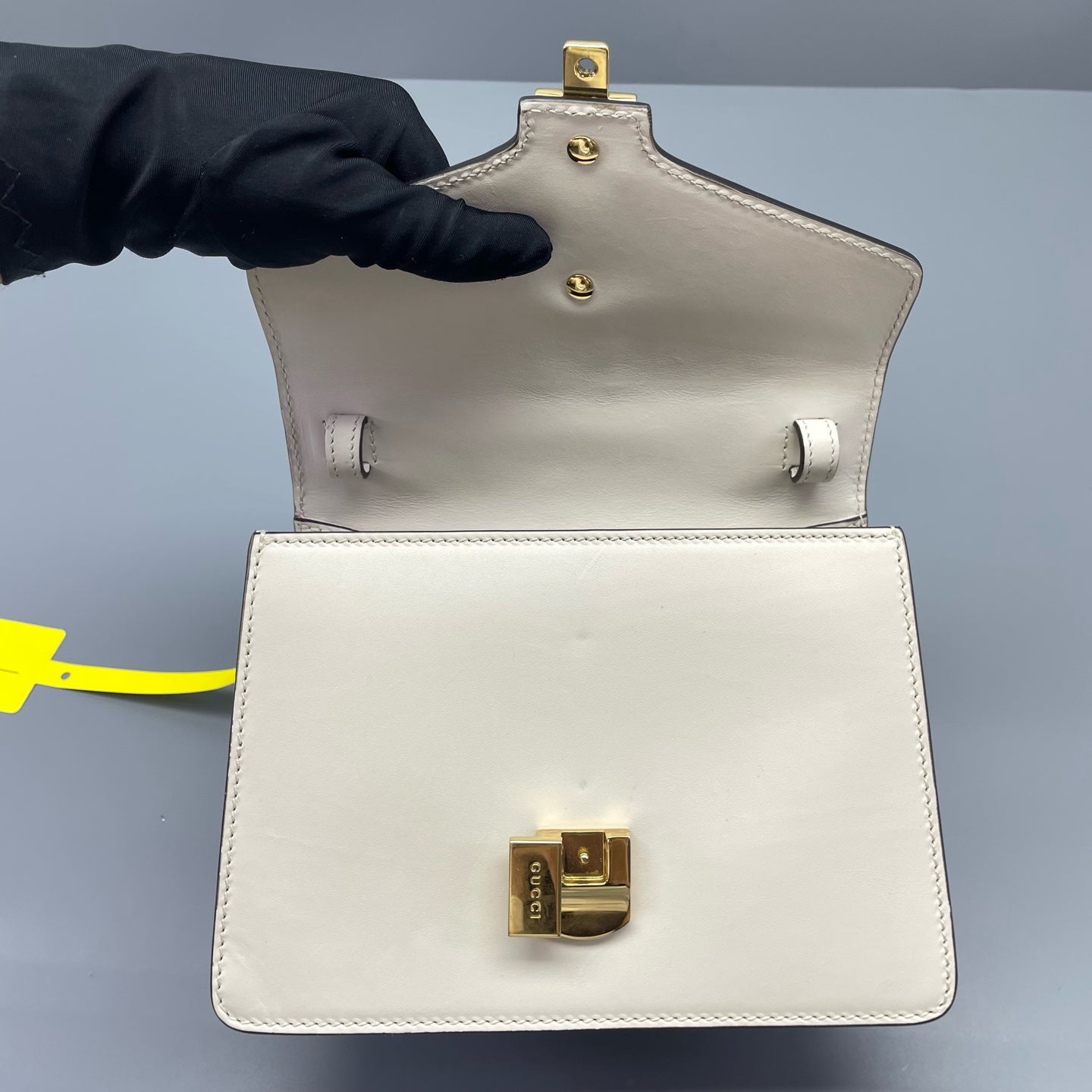 Gucci - Sylvie Top Handle Mini Bag - Leather - White - (small)