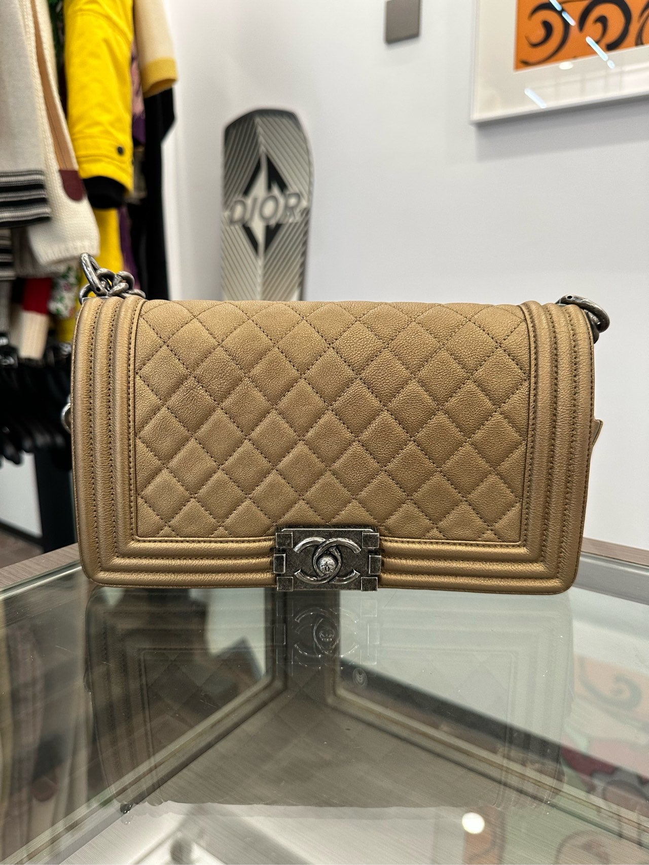 Chanel - Boy Chanel Medium Flap Bag - Grained leather - Gold - (Medium)
