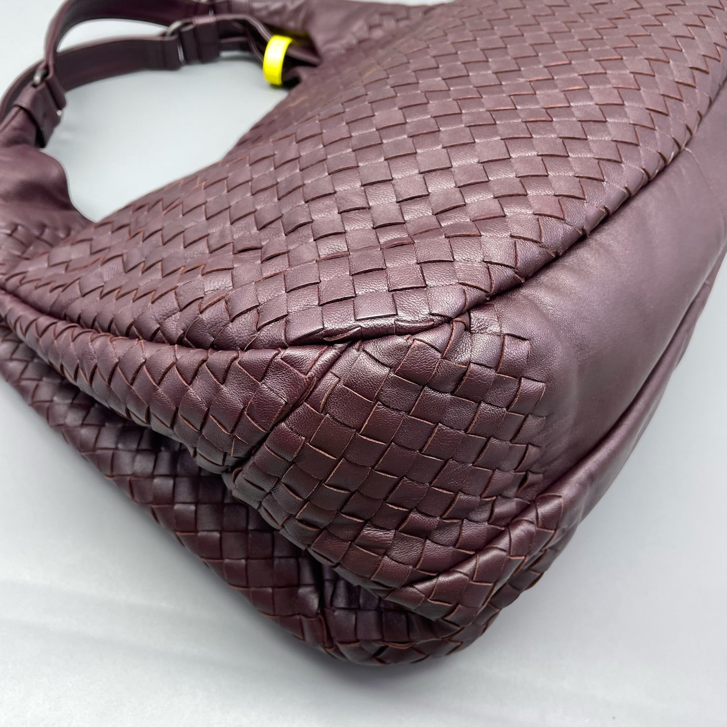 Bottega Veneta - Veneta Hobo Bag - Nappa leather - Burgundy - (Medium)