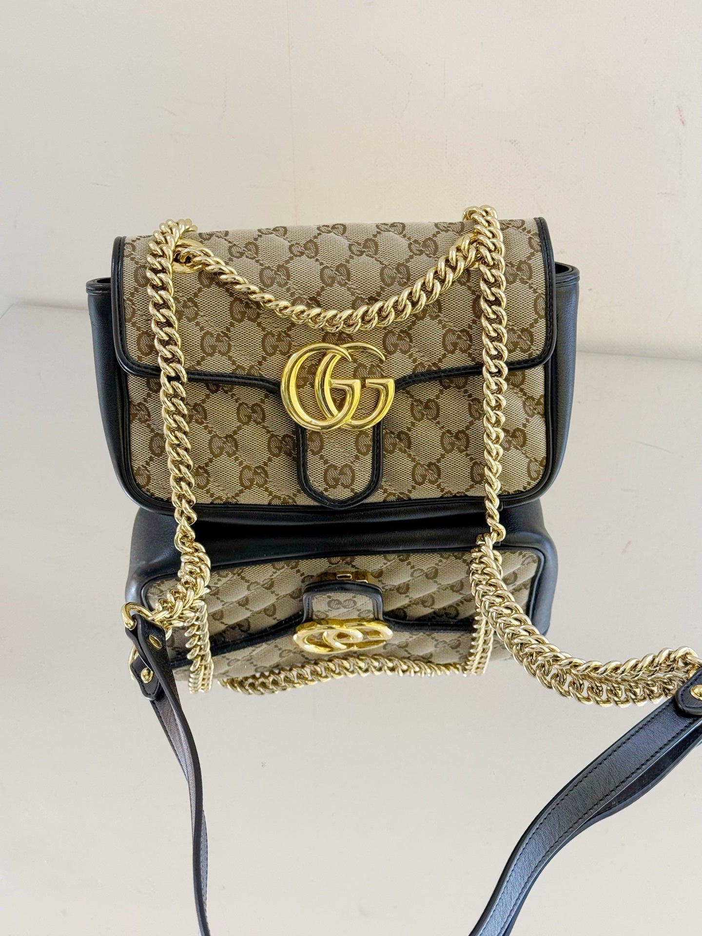 Gucci - GG Marmont 22 - Canvas with leather trim - Beige and Black with Gold-Tone Hardware - (mini)