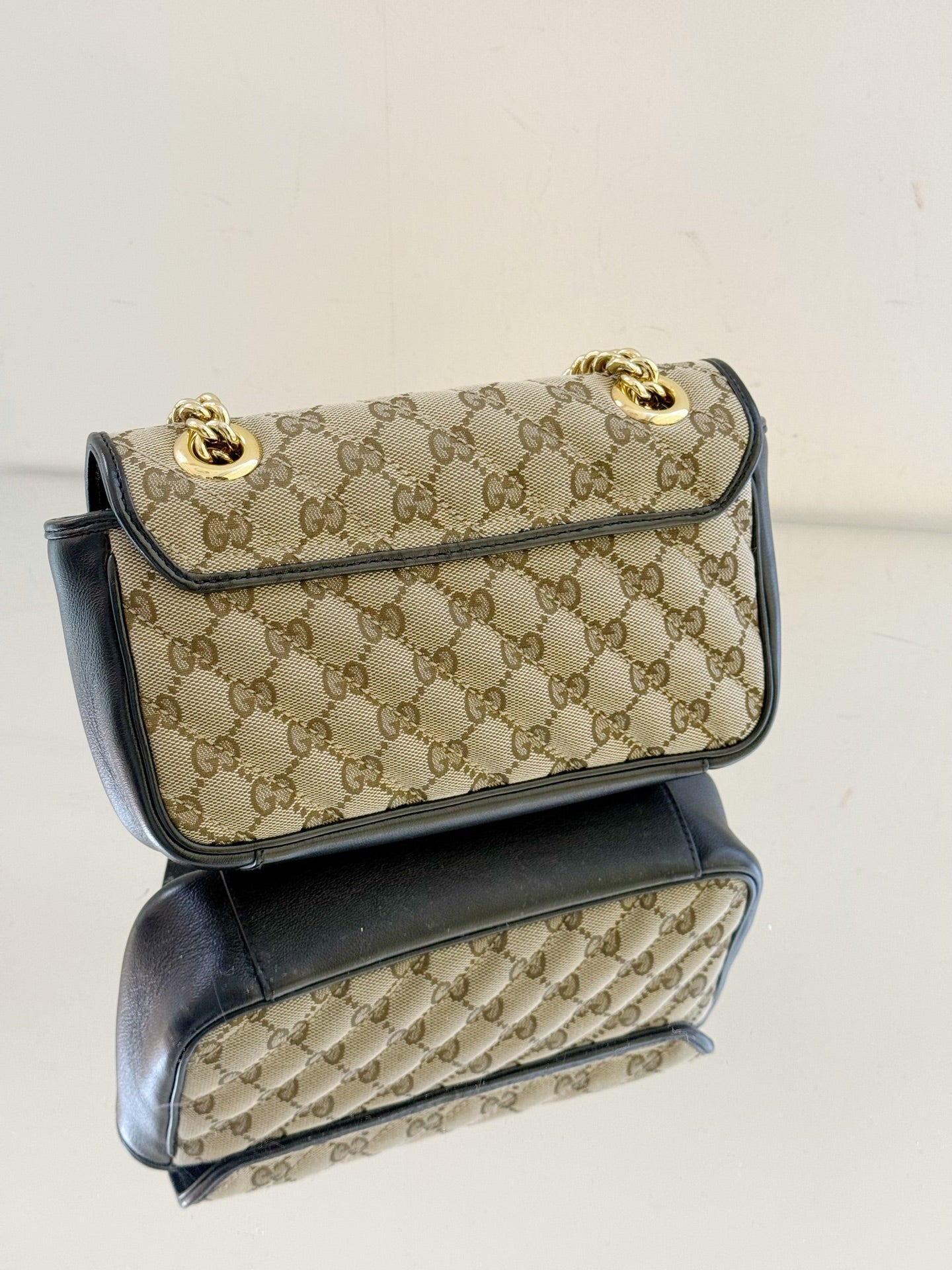 Gucci - GG Marmont 22 - Canvas with leather trim - Beige and Black with Gold-Tone Hardware - (mini)