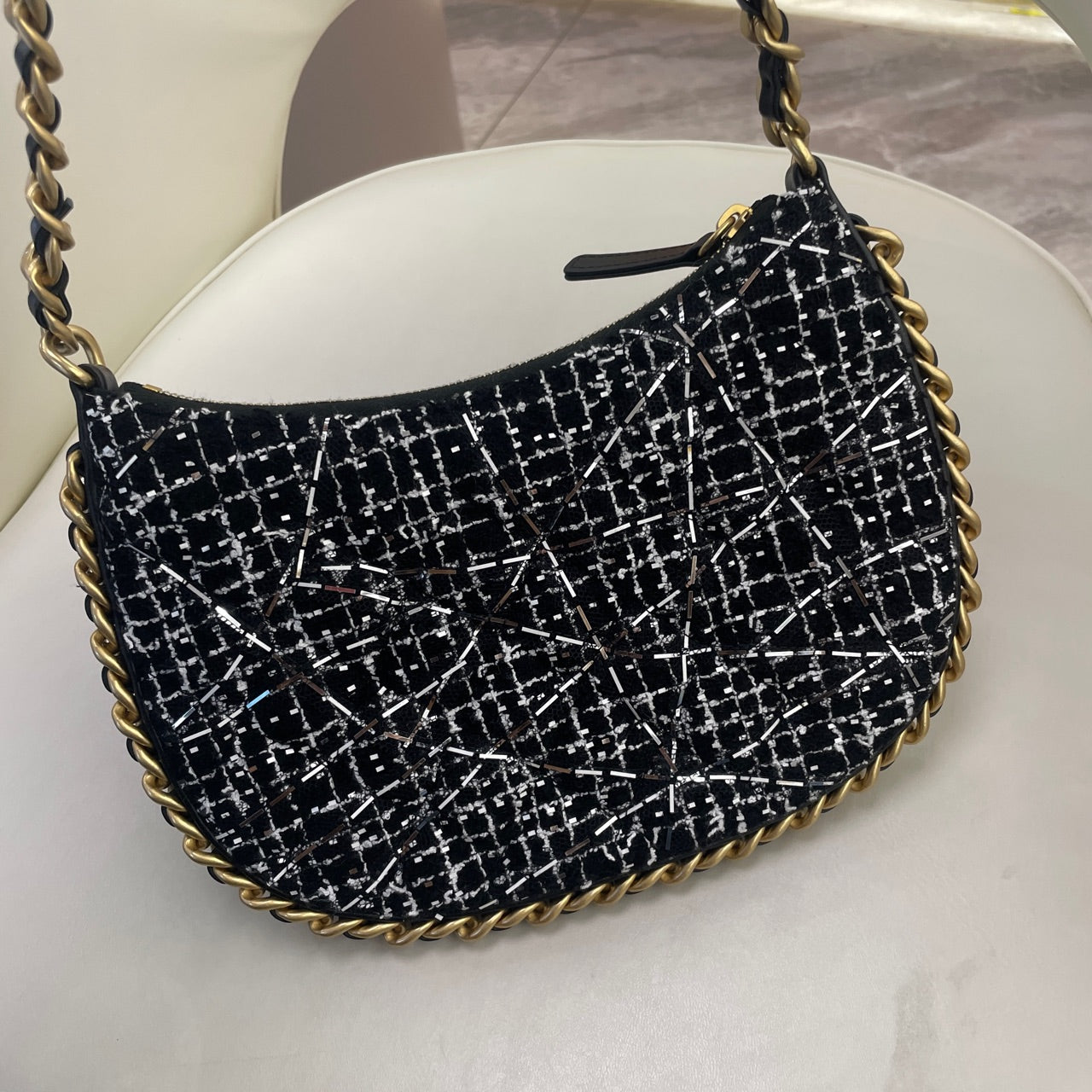 Chanel - Hobo - Tweed with leather trim - Black - (small)