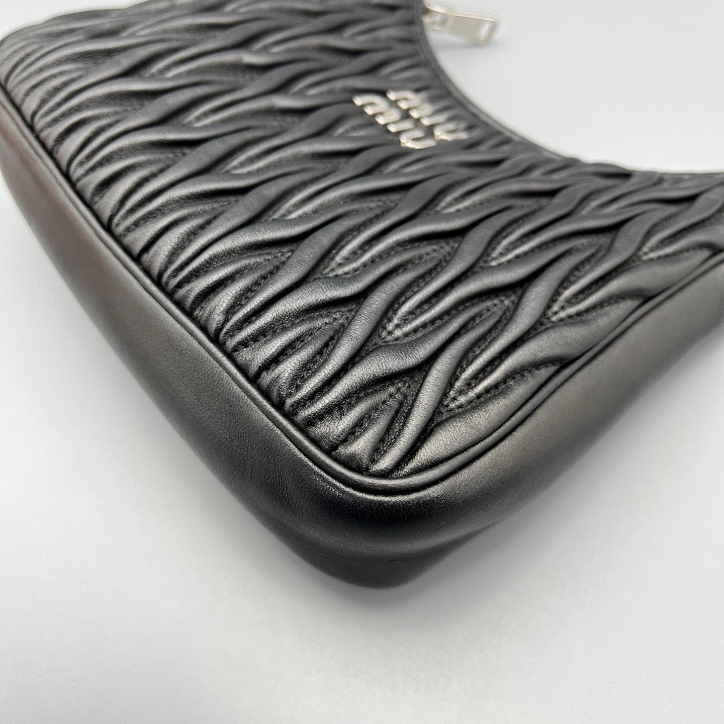 Miu Miu - Hobo Pleated Chain Bag - Leather - Black - (mini)