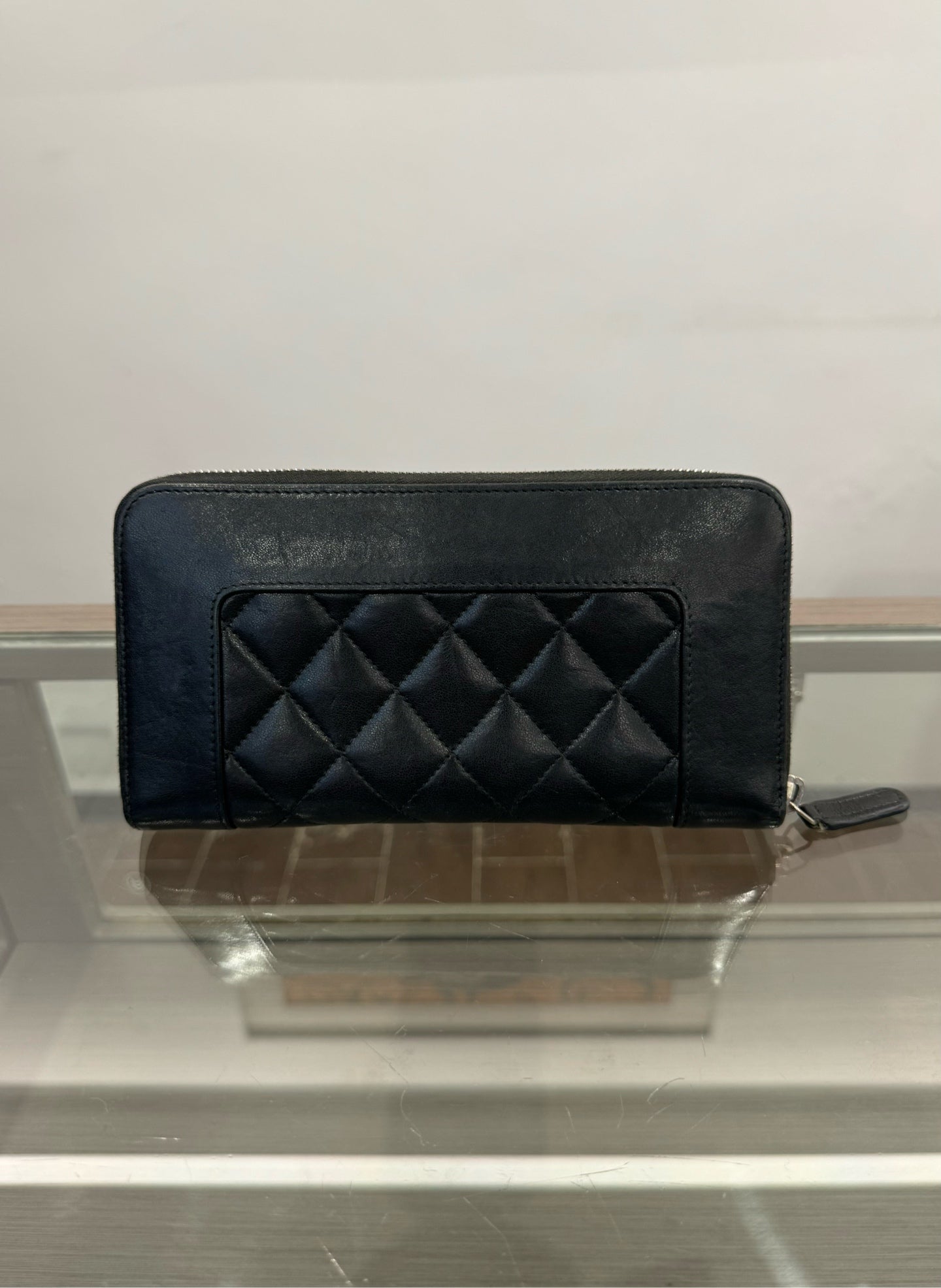 Chanel - Mumbai Collection Long Zip Wallet - Lambskin leather - Black - (medium)