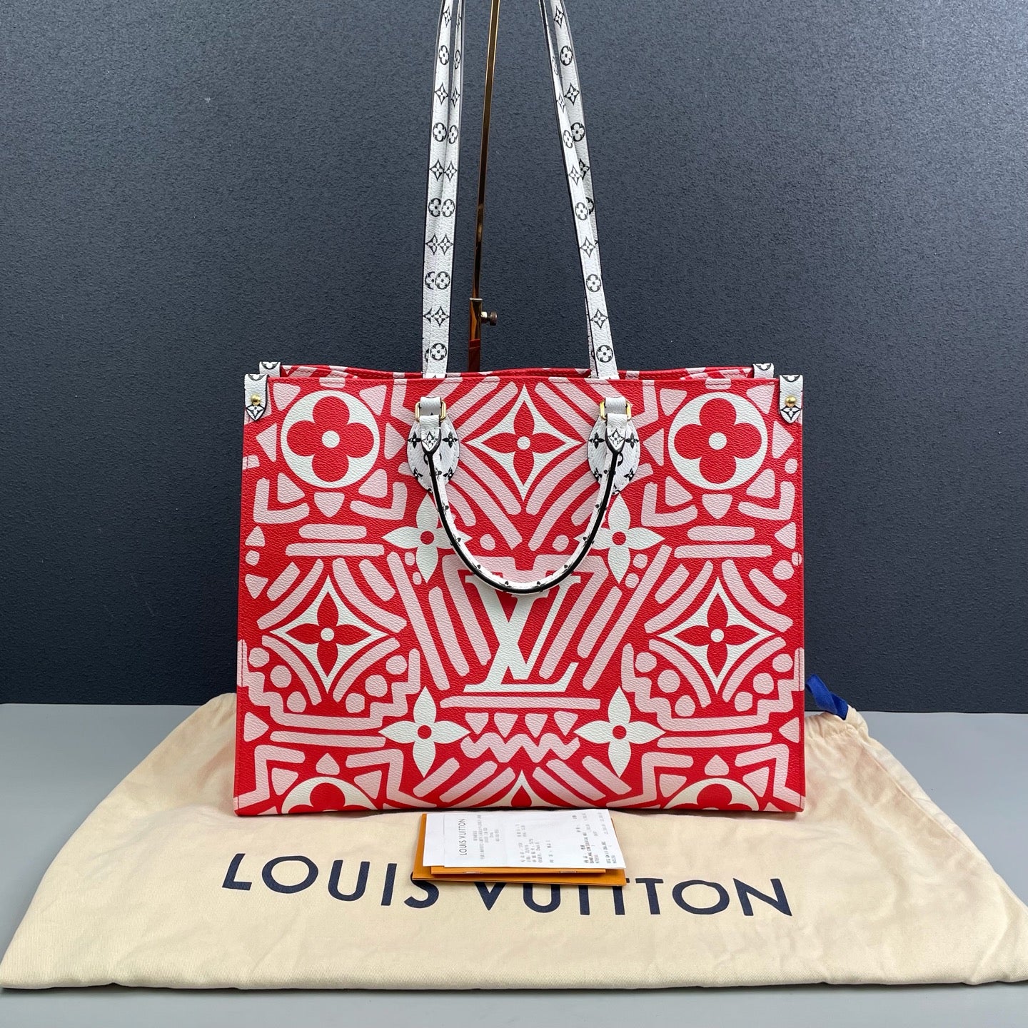 Louis Vuitton - OnTheGo Tote Qixi Limited Edition Graffiti - Coated canvas with leather trim - Red - (Large)