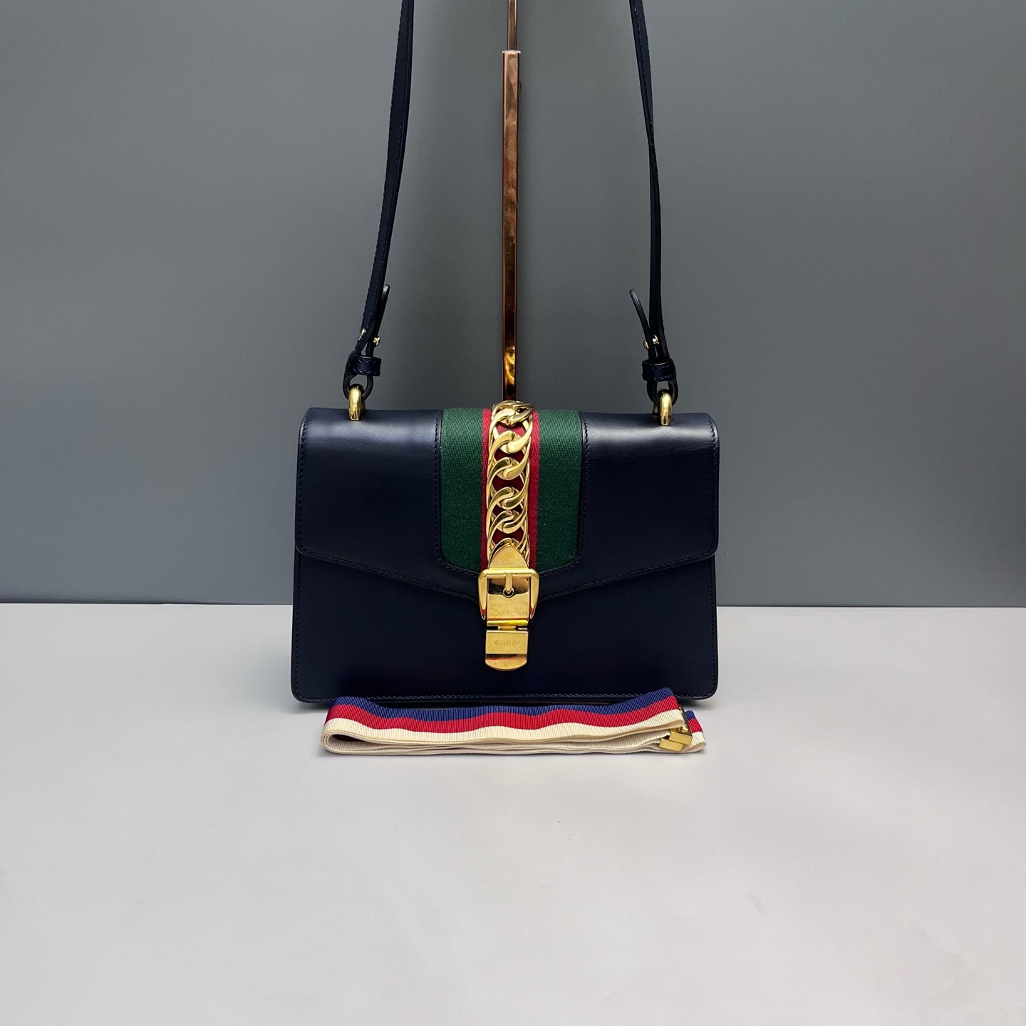 Gucci - Sylvie Shoulder Bag - Smooth leather - Blue - (Medium)