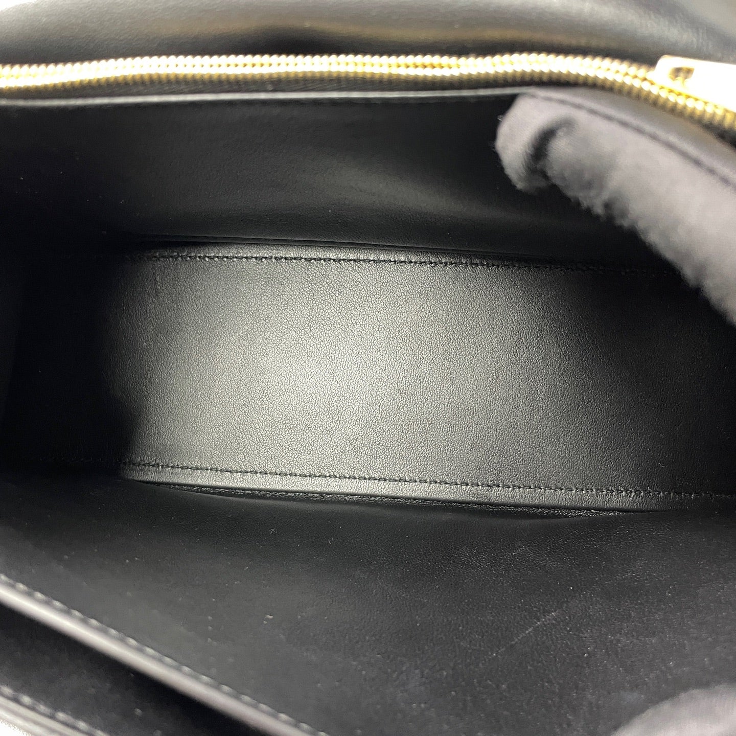 Balenciaga - CRUSH - Glazed calfskin leather - Black - (Medium)