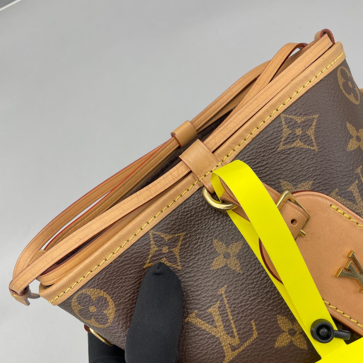 Louis Vuitton - Shaomai Mini Monogram - Monogram coated canvas with Vachetta leather trim - Brown - (mini)