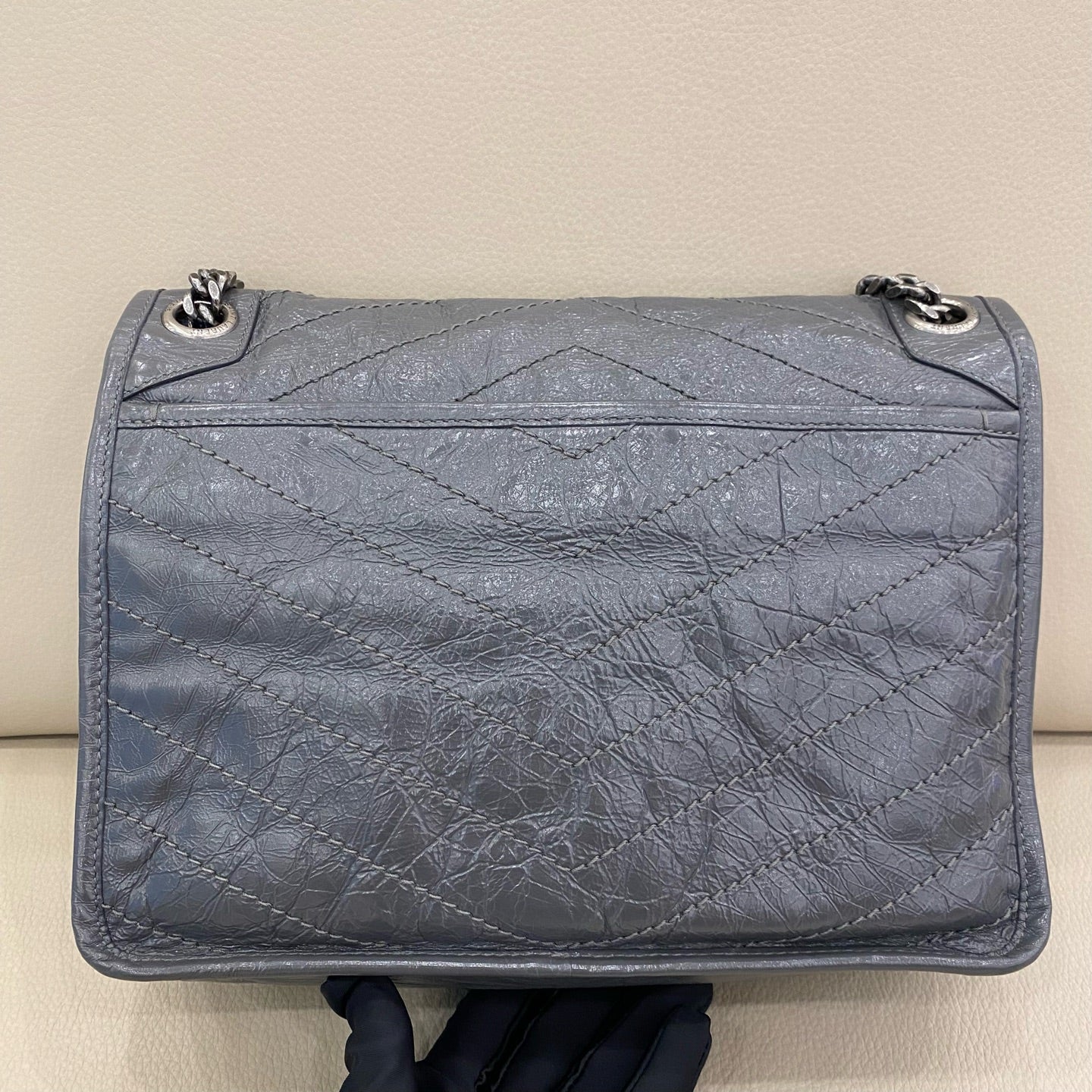Saint Laurent - Niki Medium - Crinkled waxed calfskin leather - Grey - (Medium)