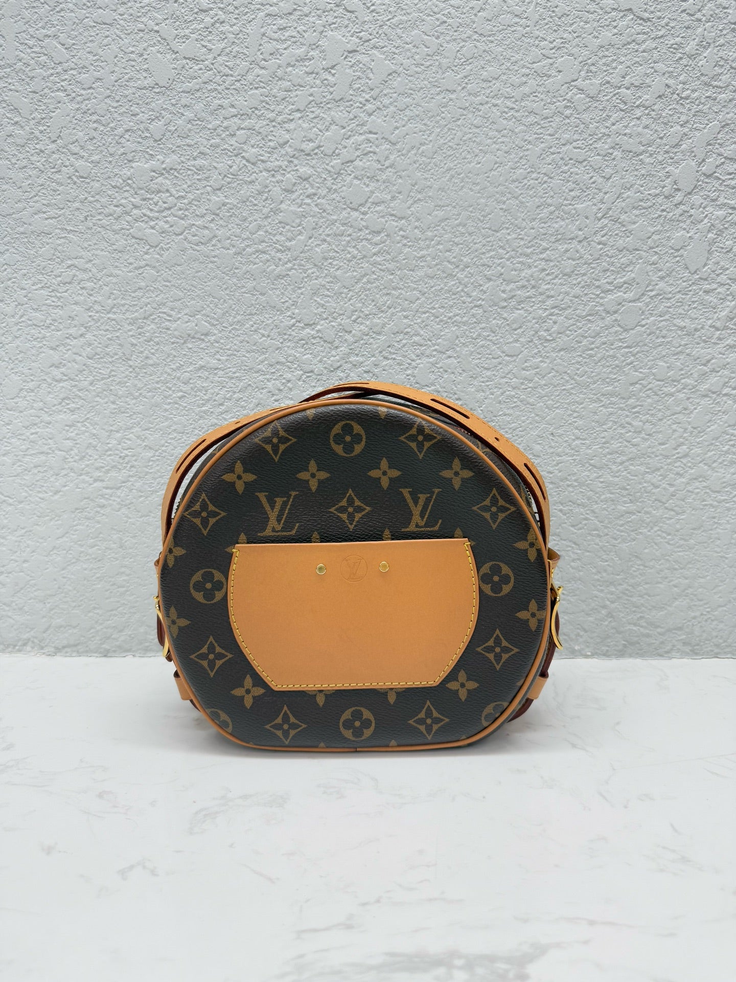 Louis Vuitton - Soft Round Bag - Monogram coated canvas with Vachetta leather trim - Brown - (large)