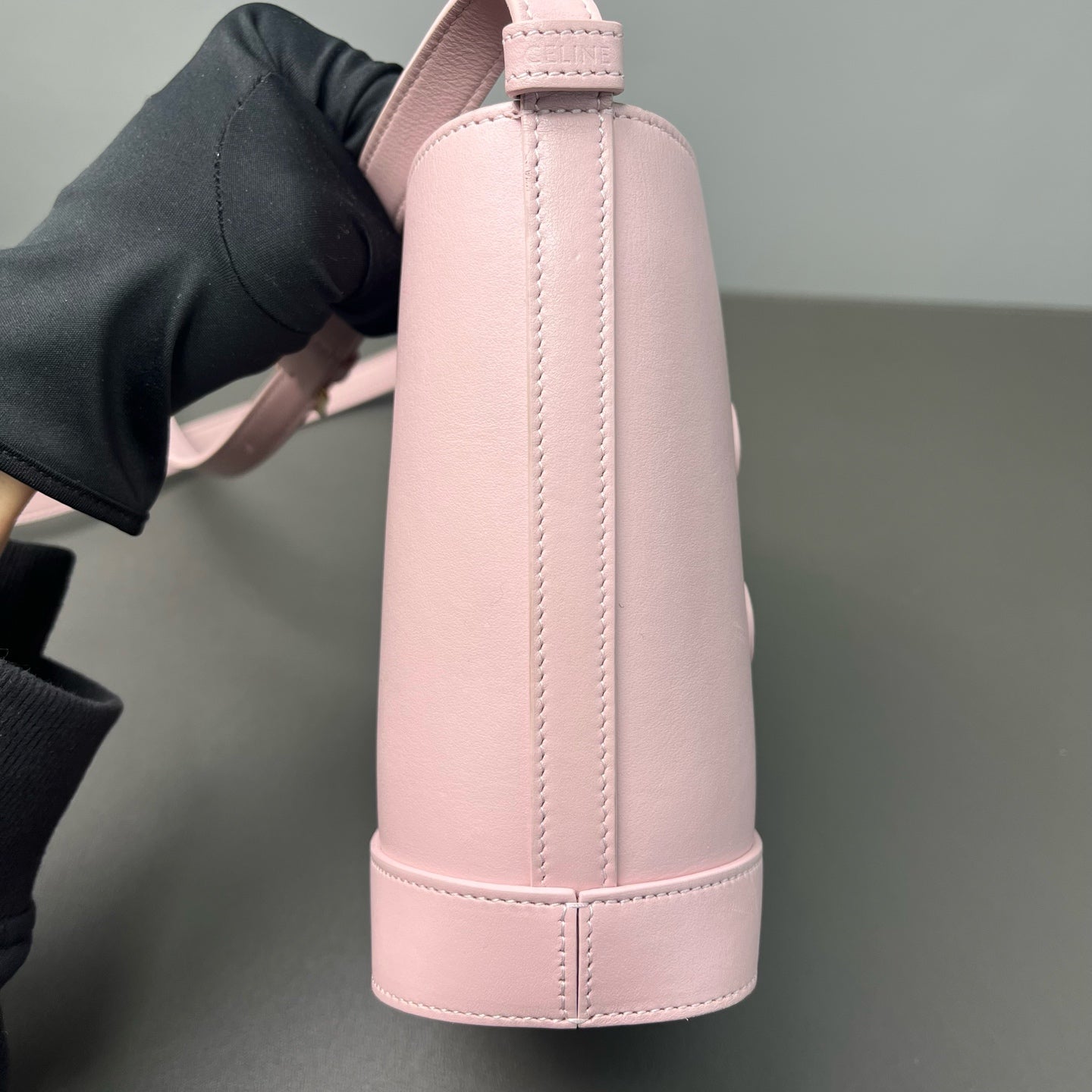 Celine - Triomphe Mini Bucket Bag - Calfskin leather - Pink - (mini)