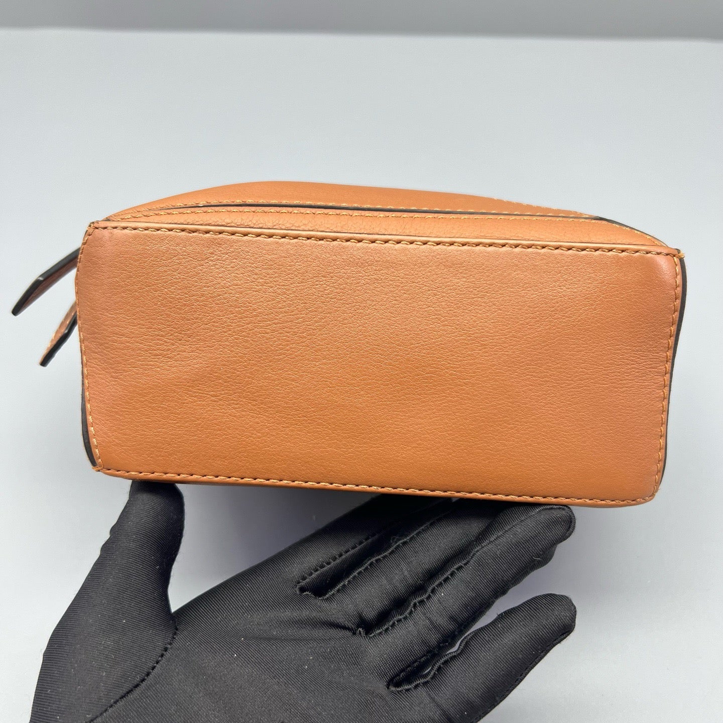 Loewe - Puzzle Mini - Pebbled calfskin leather - Caramel - (mini)